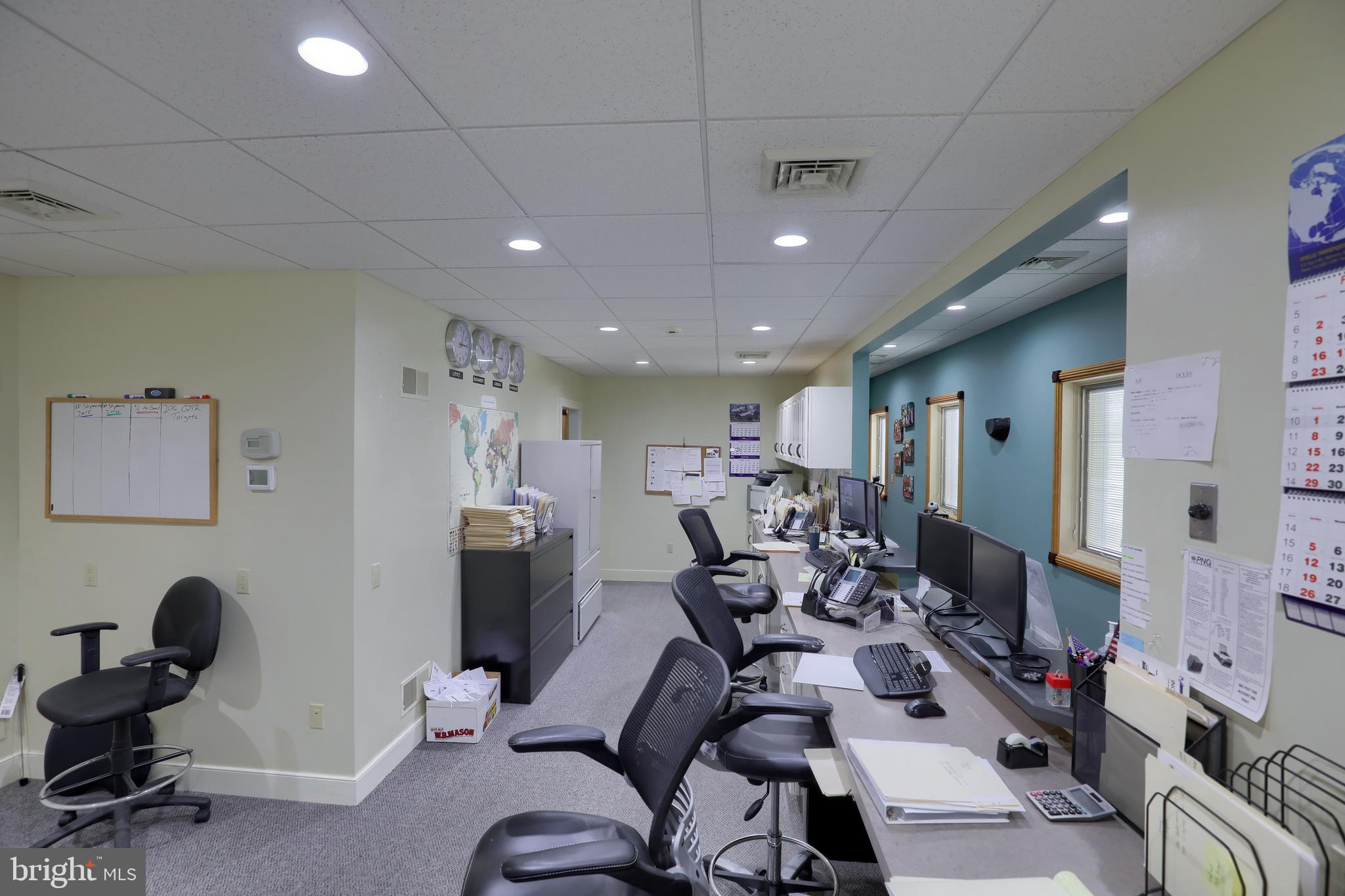 ROTHSVILLE - Commercial Sale