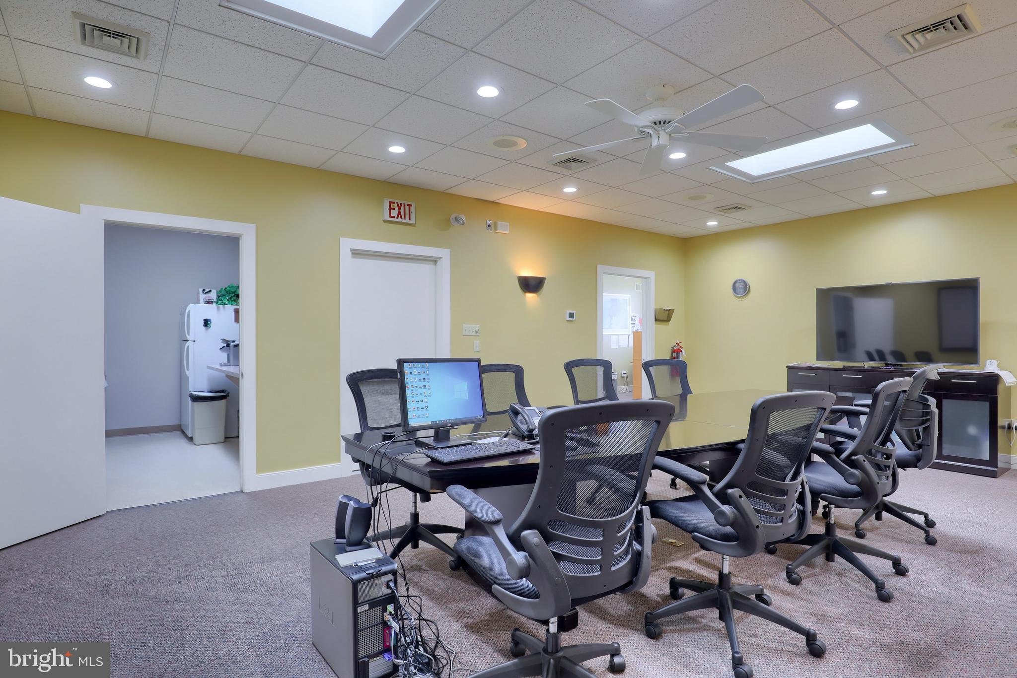 ROTHSVILLE - Commercial Sale