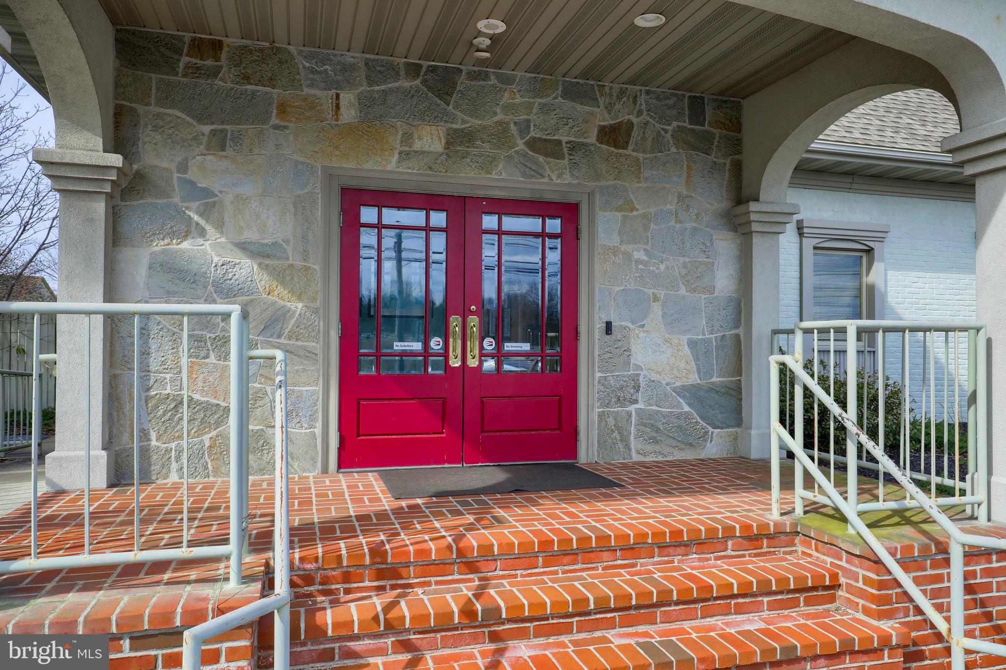 ROTHSVILLE - Commercial Sale