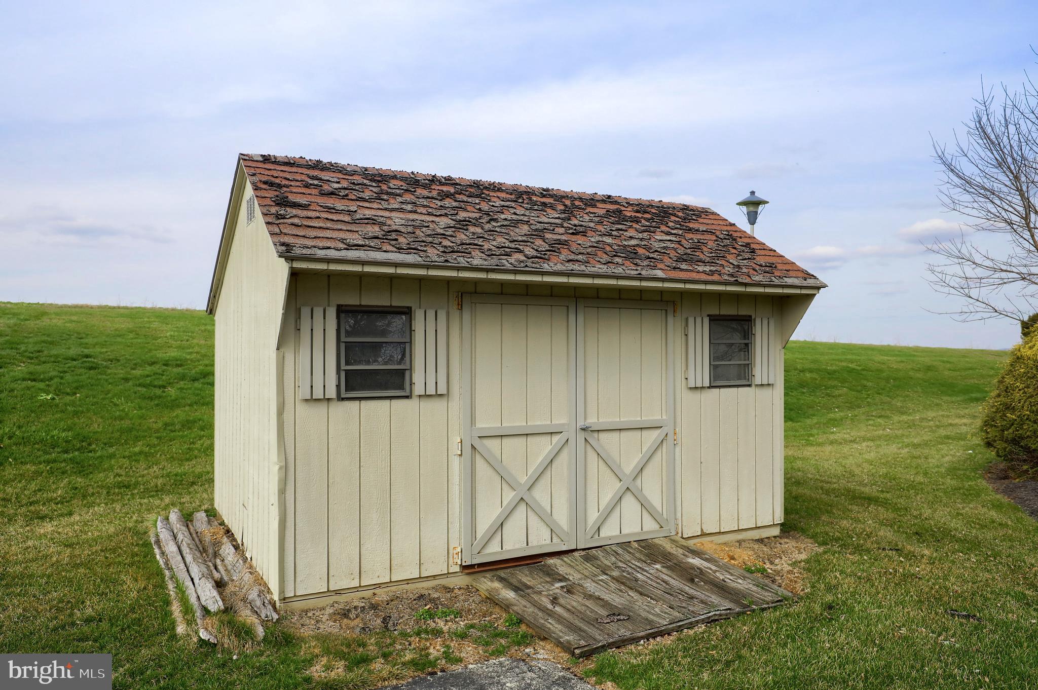 ROTHSVILLE - Commercial Sale