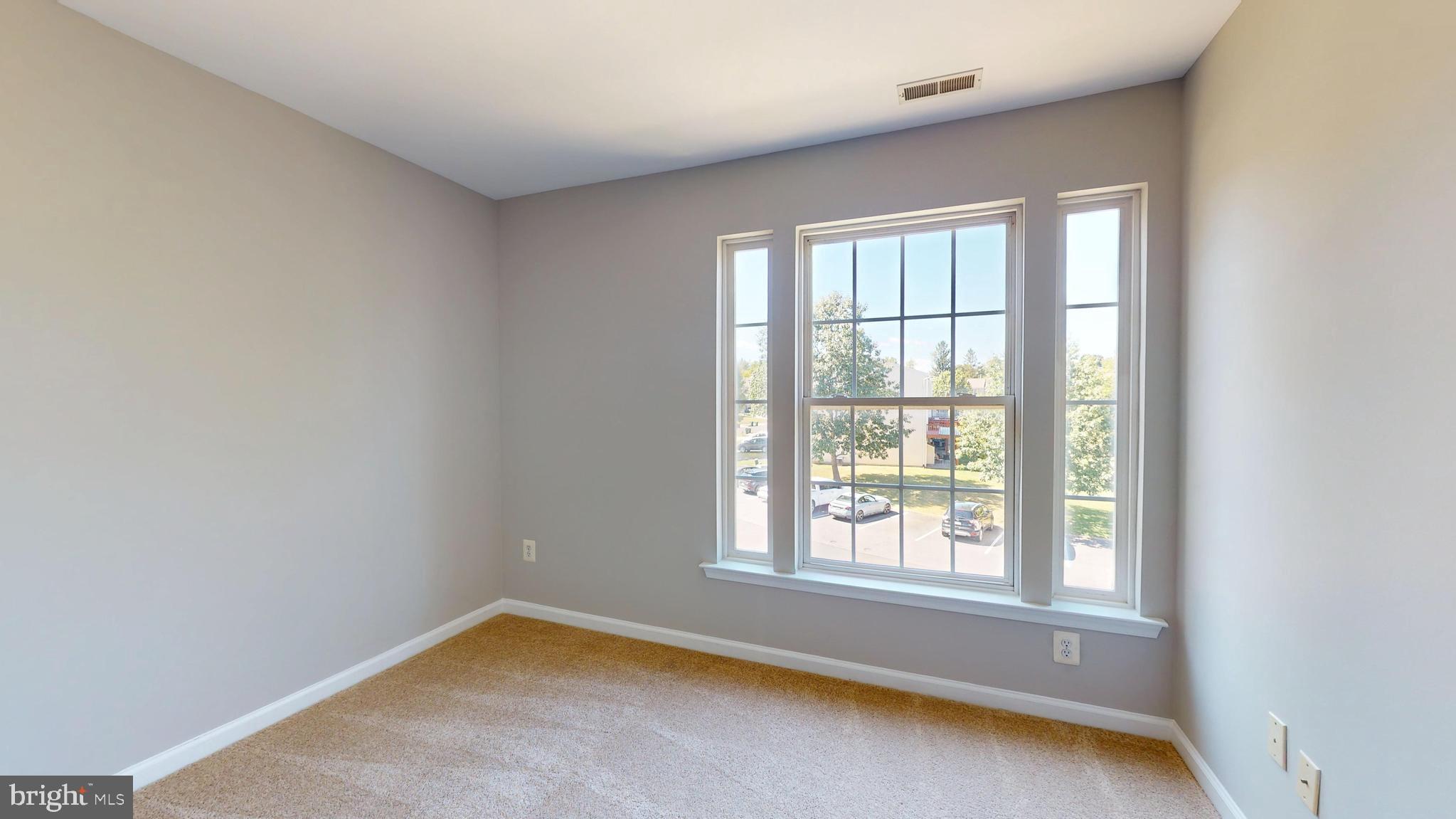 COUNTRYSIDE@U.SAUCON - Residential