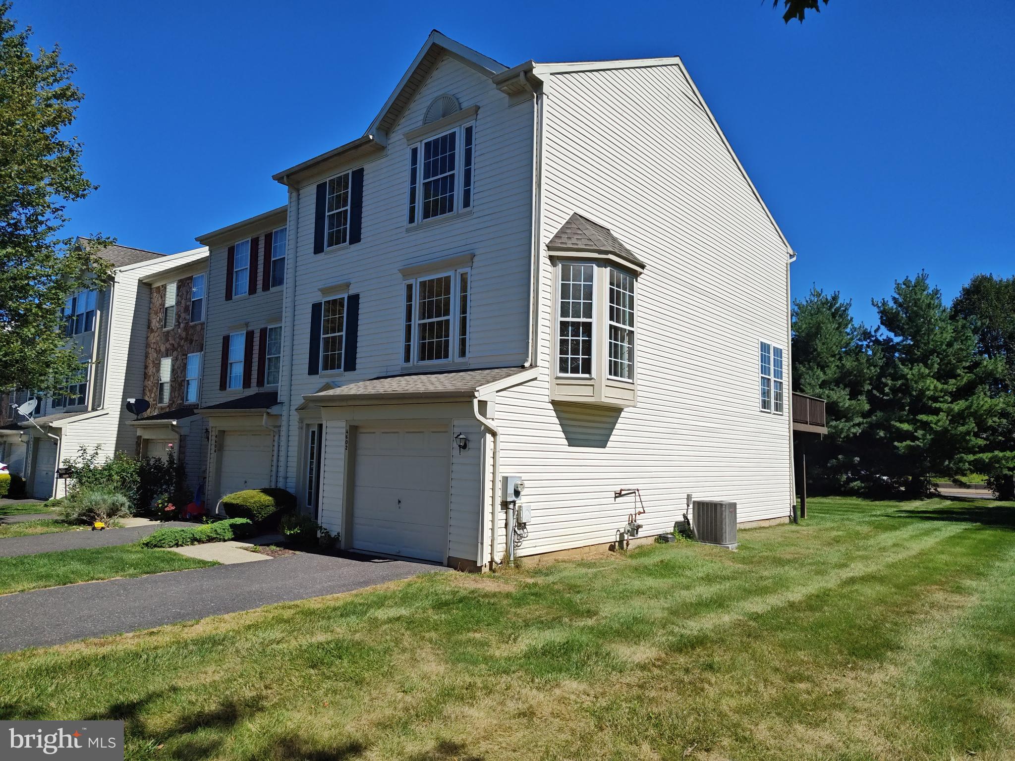 COUNTRYSIDE@U.SAUCON - Residential