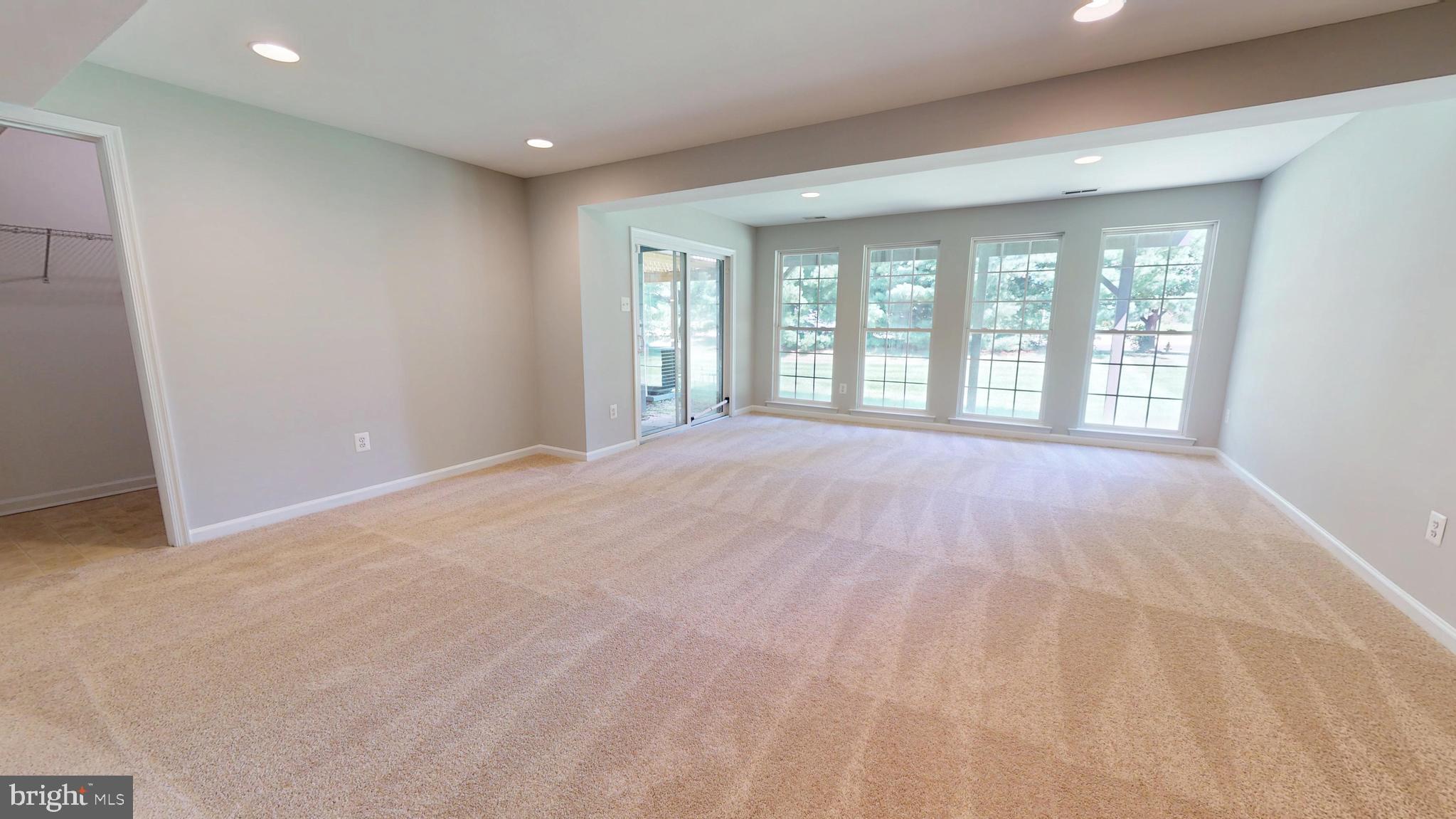 COUNTRYSIDE@U.SAUCON - Residential