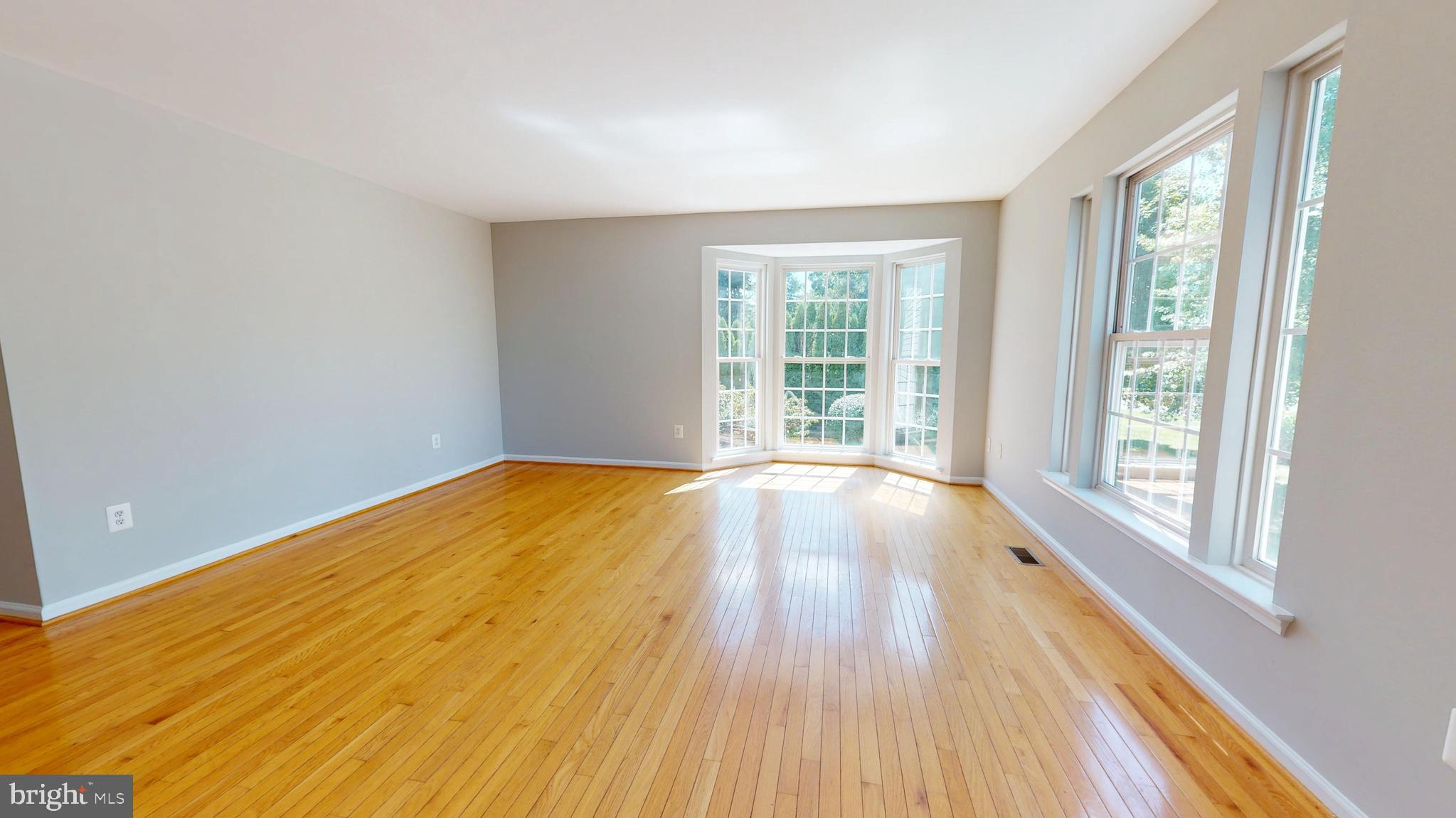 COUNTRYSIDE@U.SAUCON - Residential