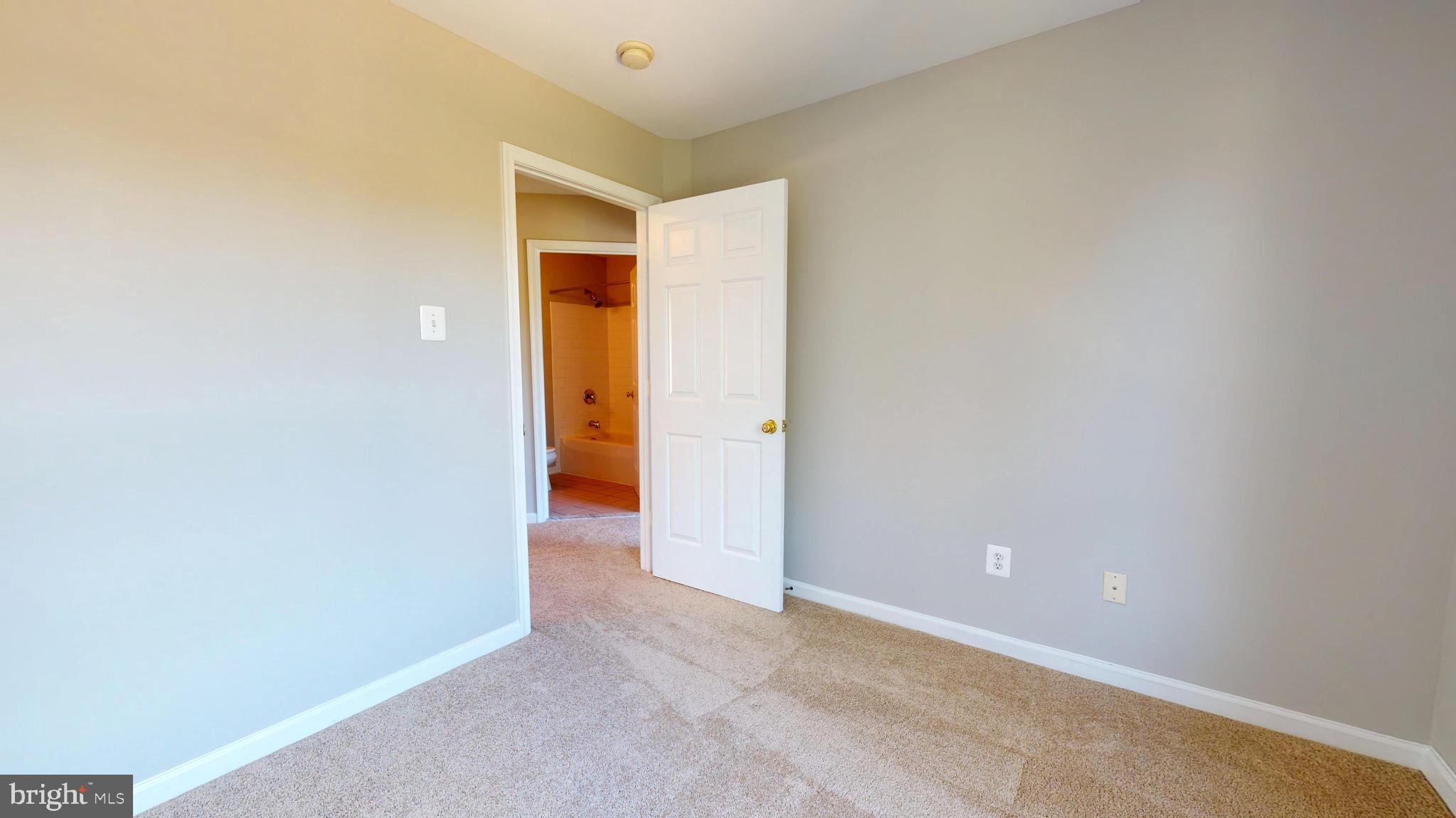 COUNTRYSIDE@U.SAUCON - Residential