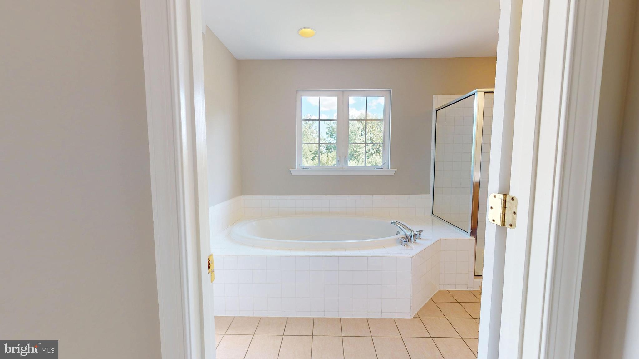 COUNTRYSIDE@U.SAUCON - Residential