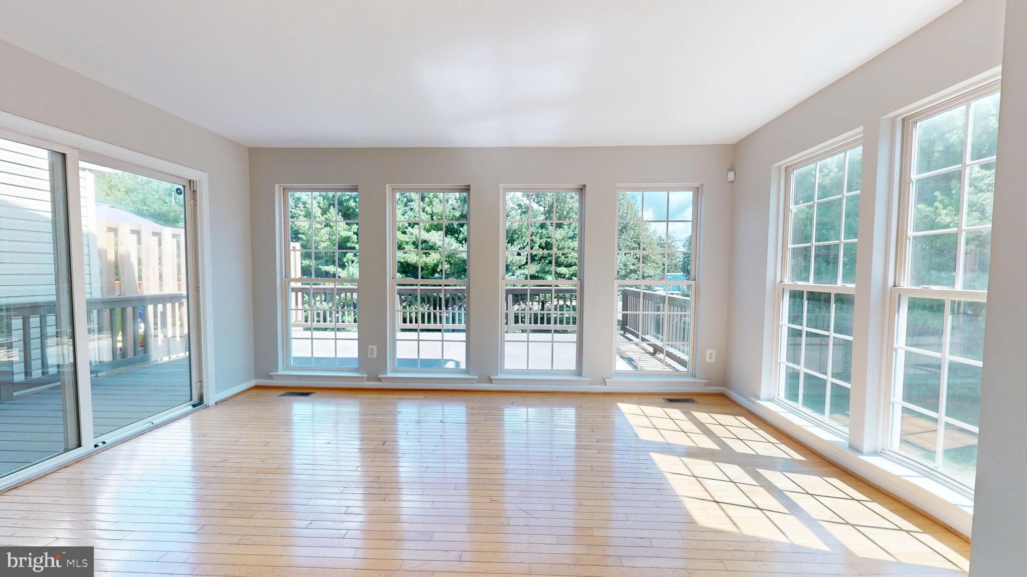 COUNTRYSIDE@U.SAUCON - Residential