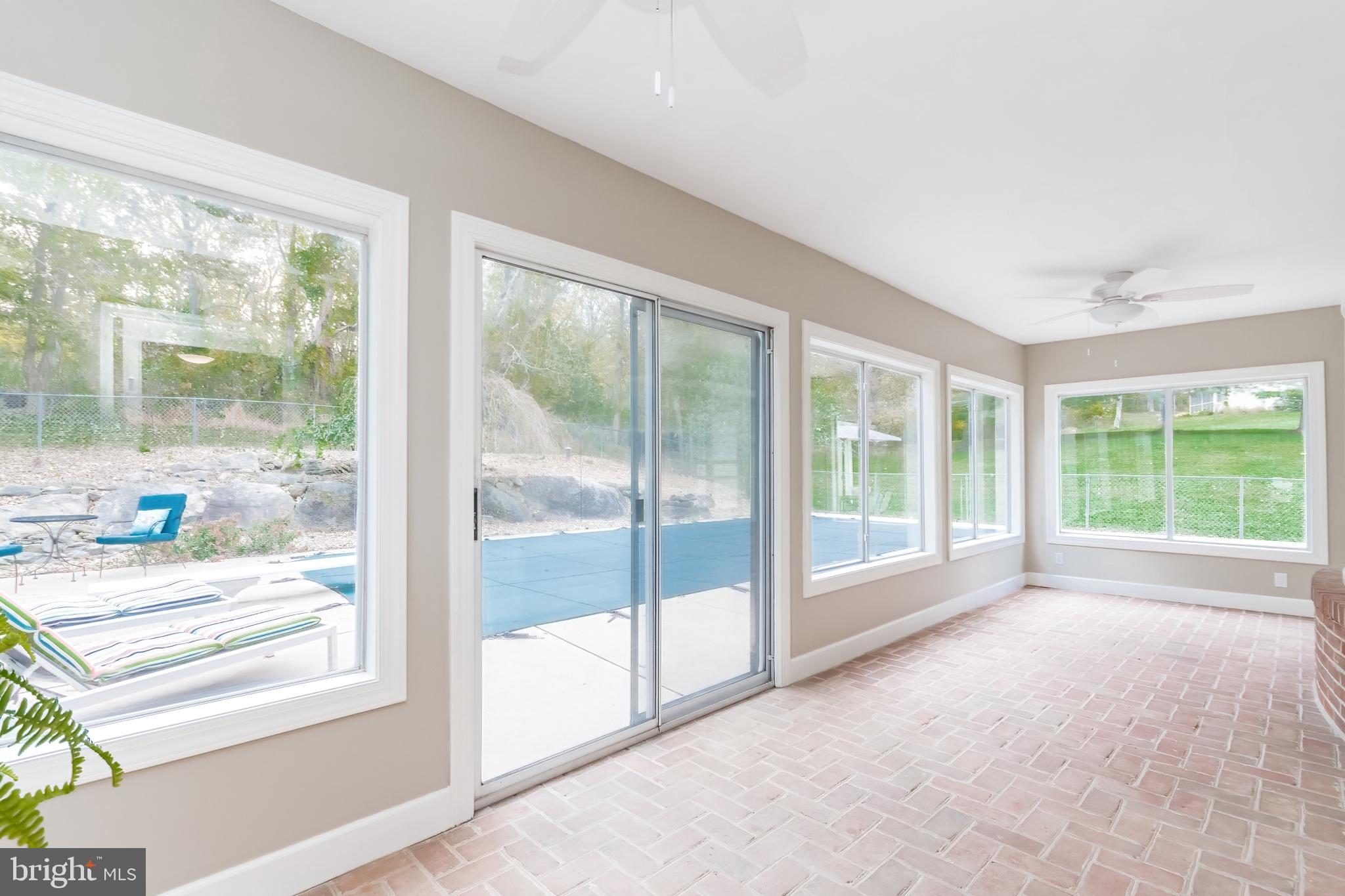 RIDGE VALLEY - Residential