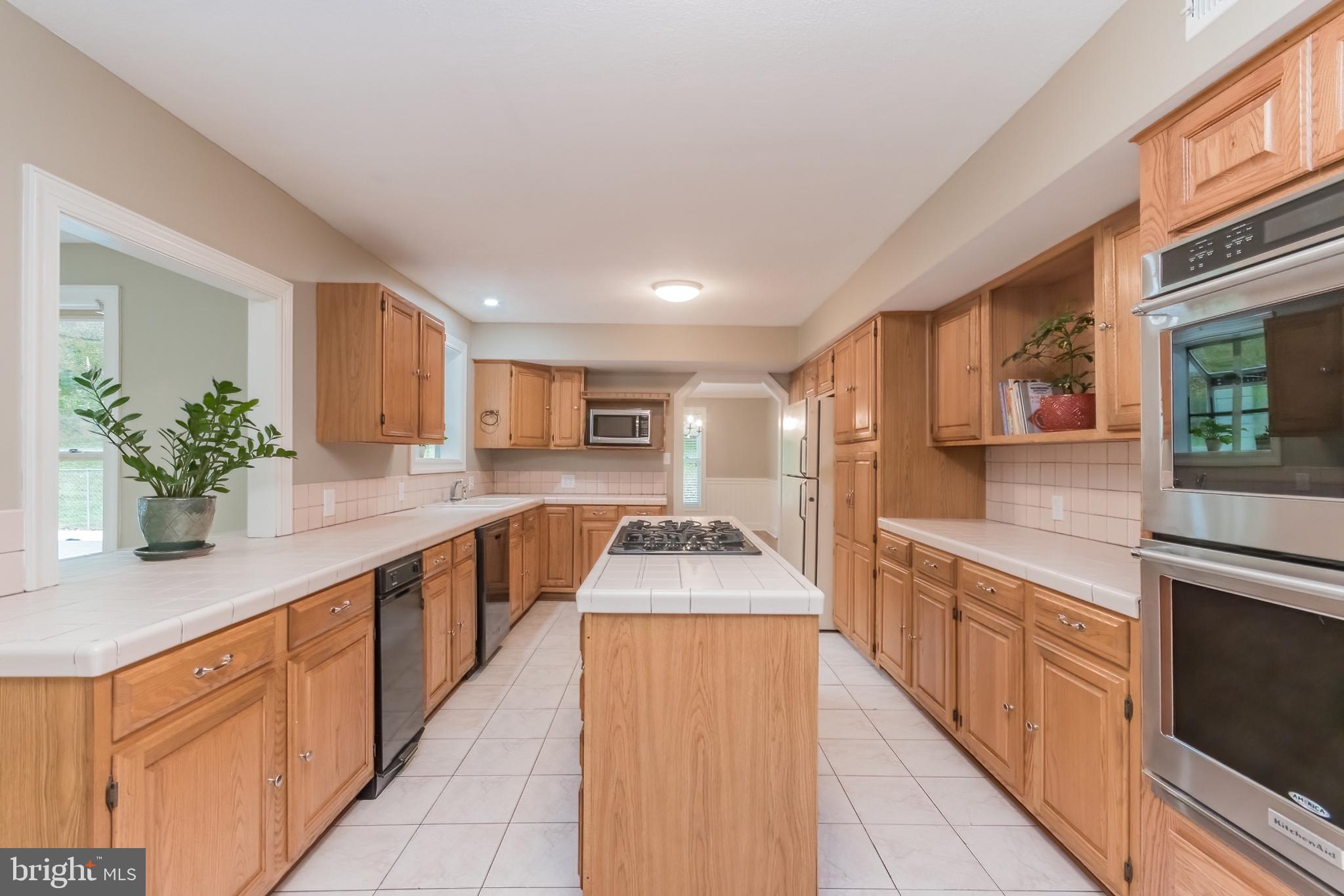 RIDGE VALLEY - Residential