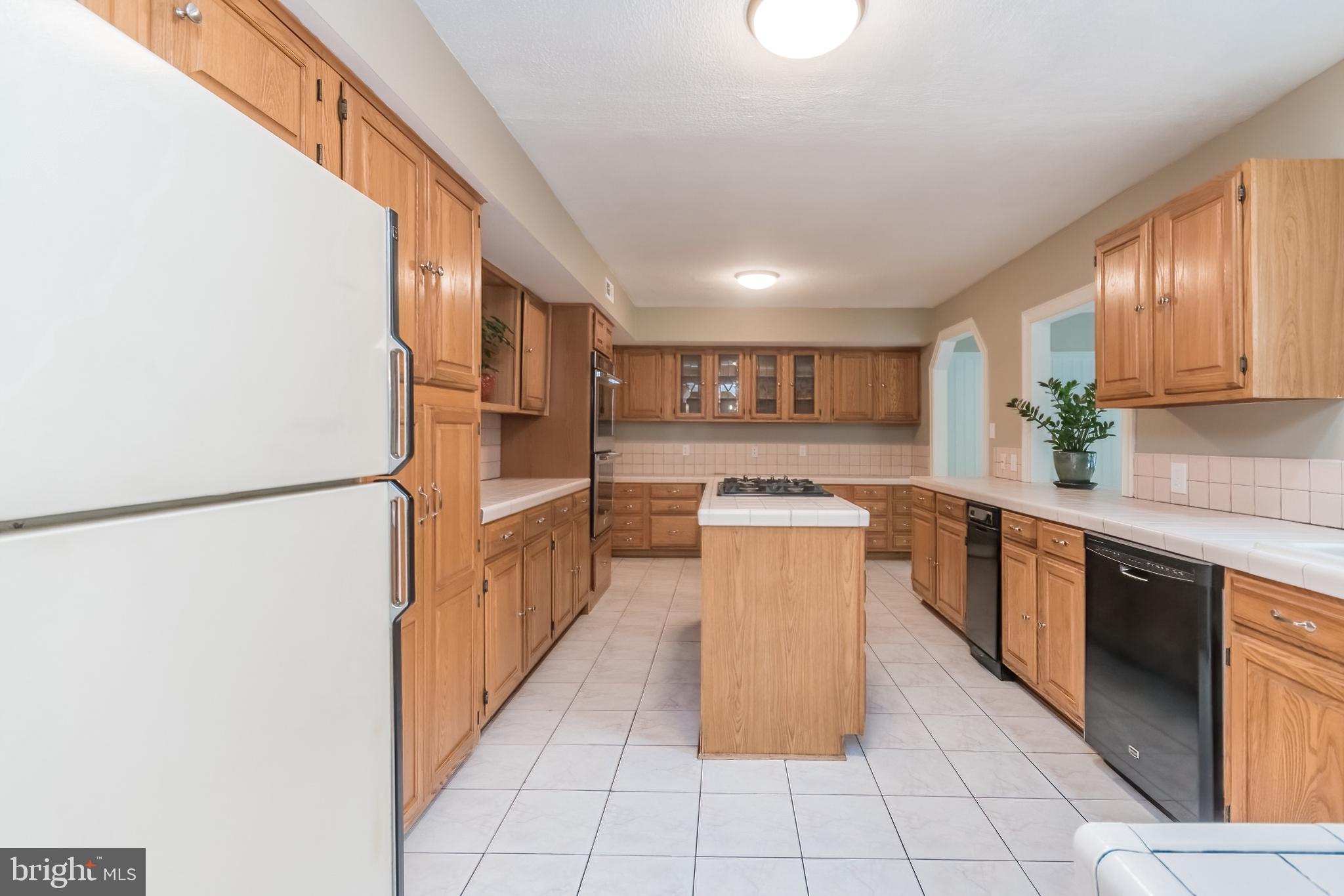 RIDGE VALLEY - Residential