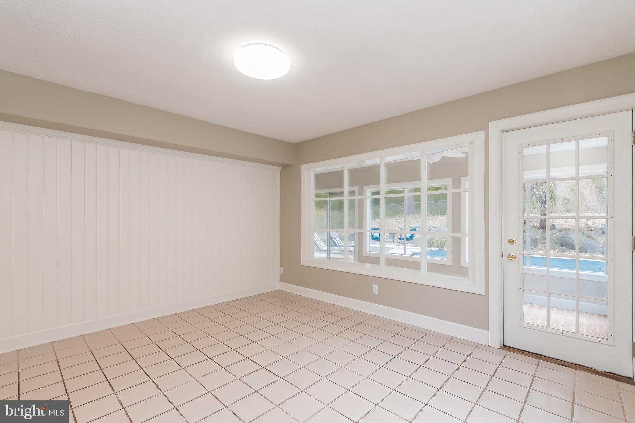 RIDGE VALLEY - Residential