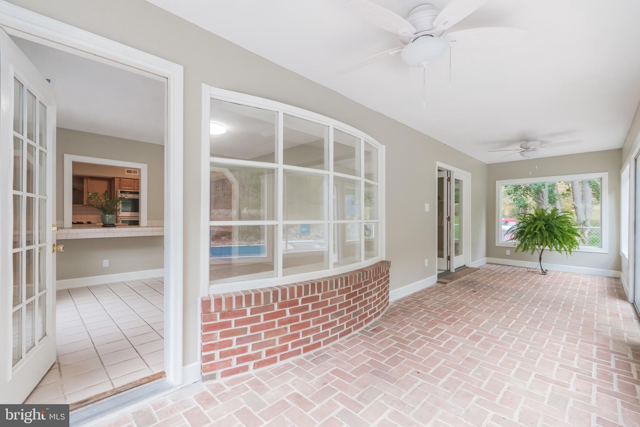 RIDGE VALLEY - Residential