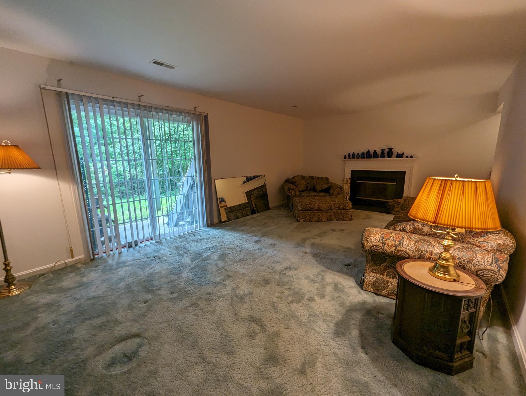 FOXBOROUGH FARMS - Residential