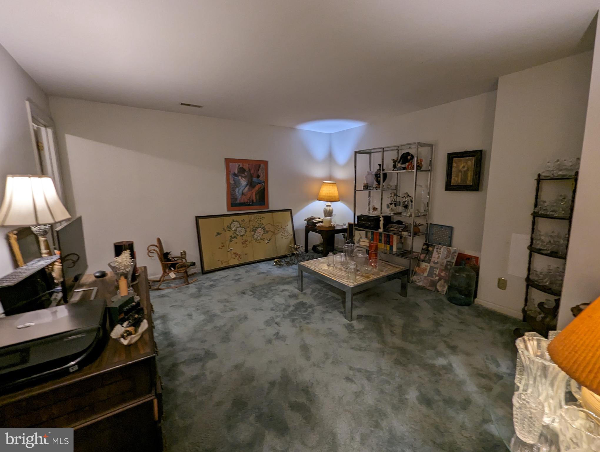 FOXBOROUGH FARMS - Residential