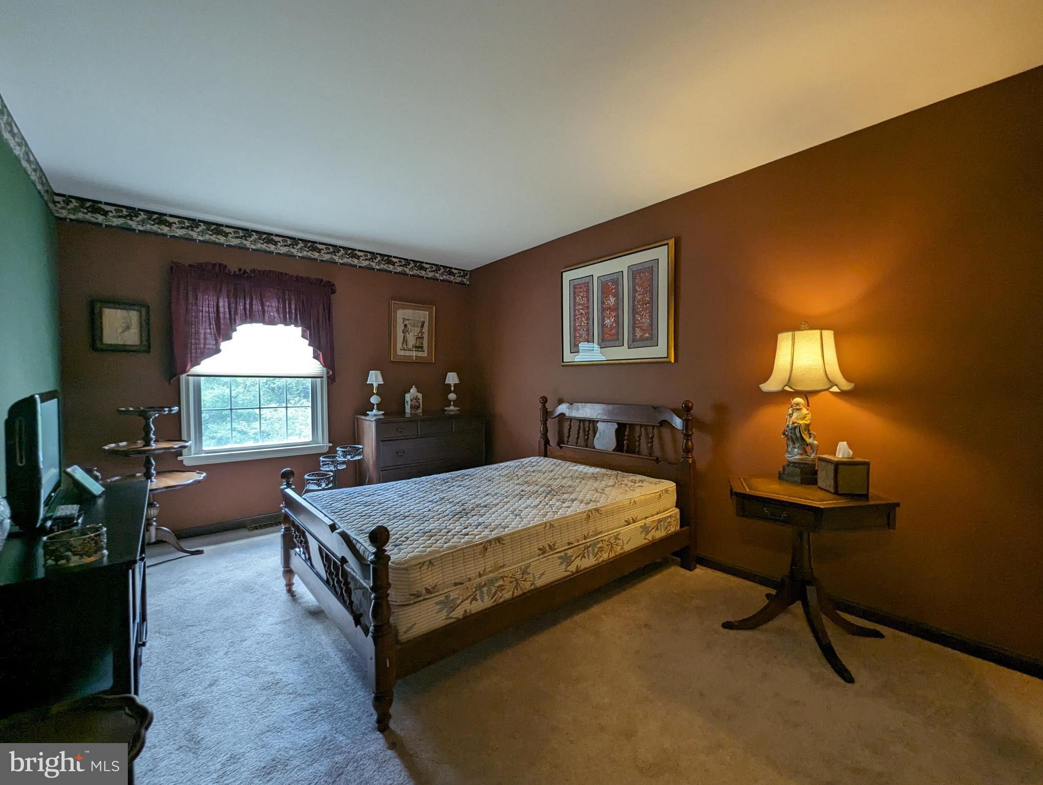 FOXBOROUGH FARMS - Residential