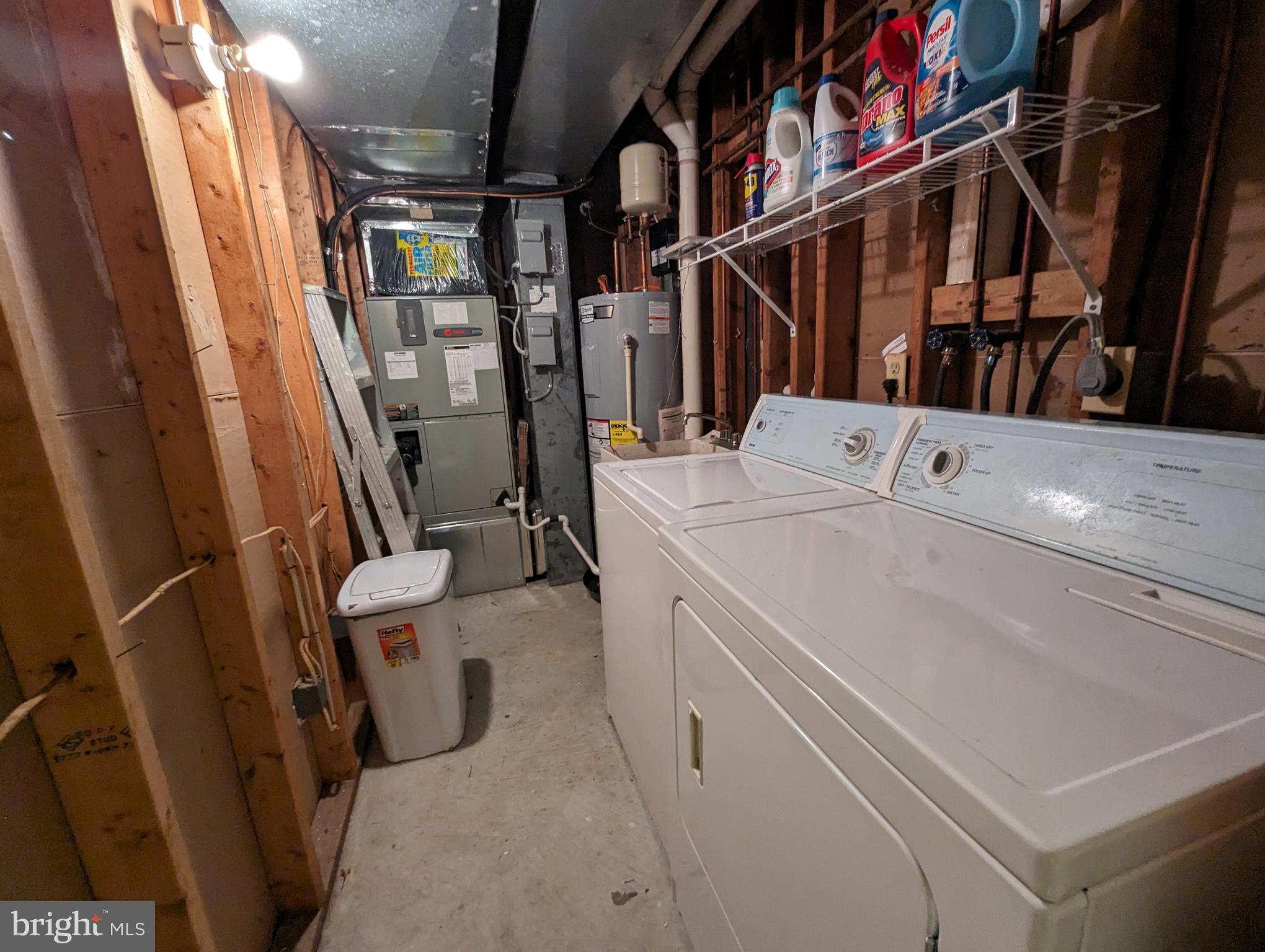 FOXBOROUGH FARMS - Residential