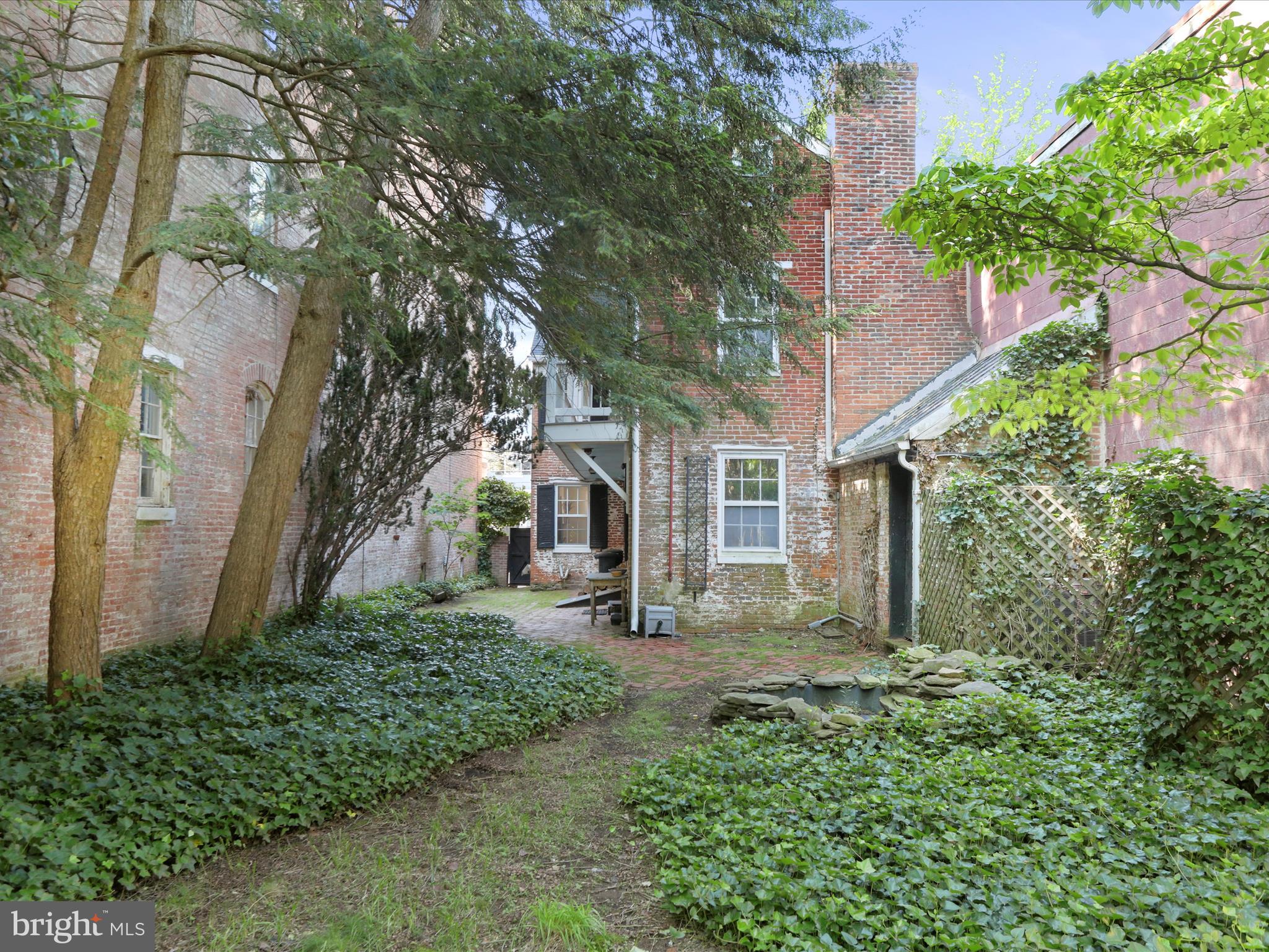 FREDERICK HISTORIC DISTRICT - Residential