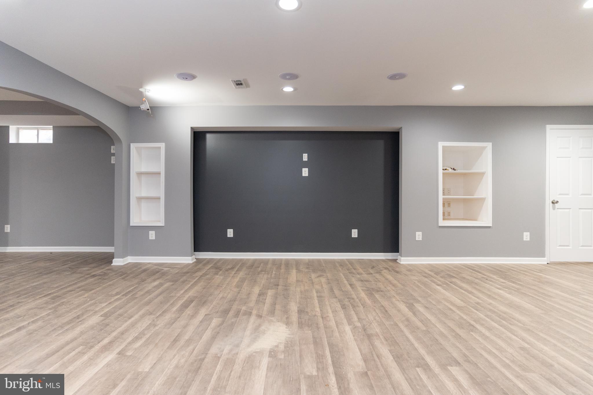 KUHN ESTATES - Residential