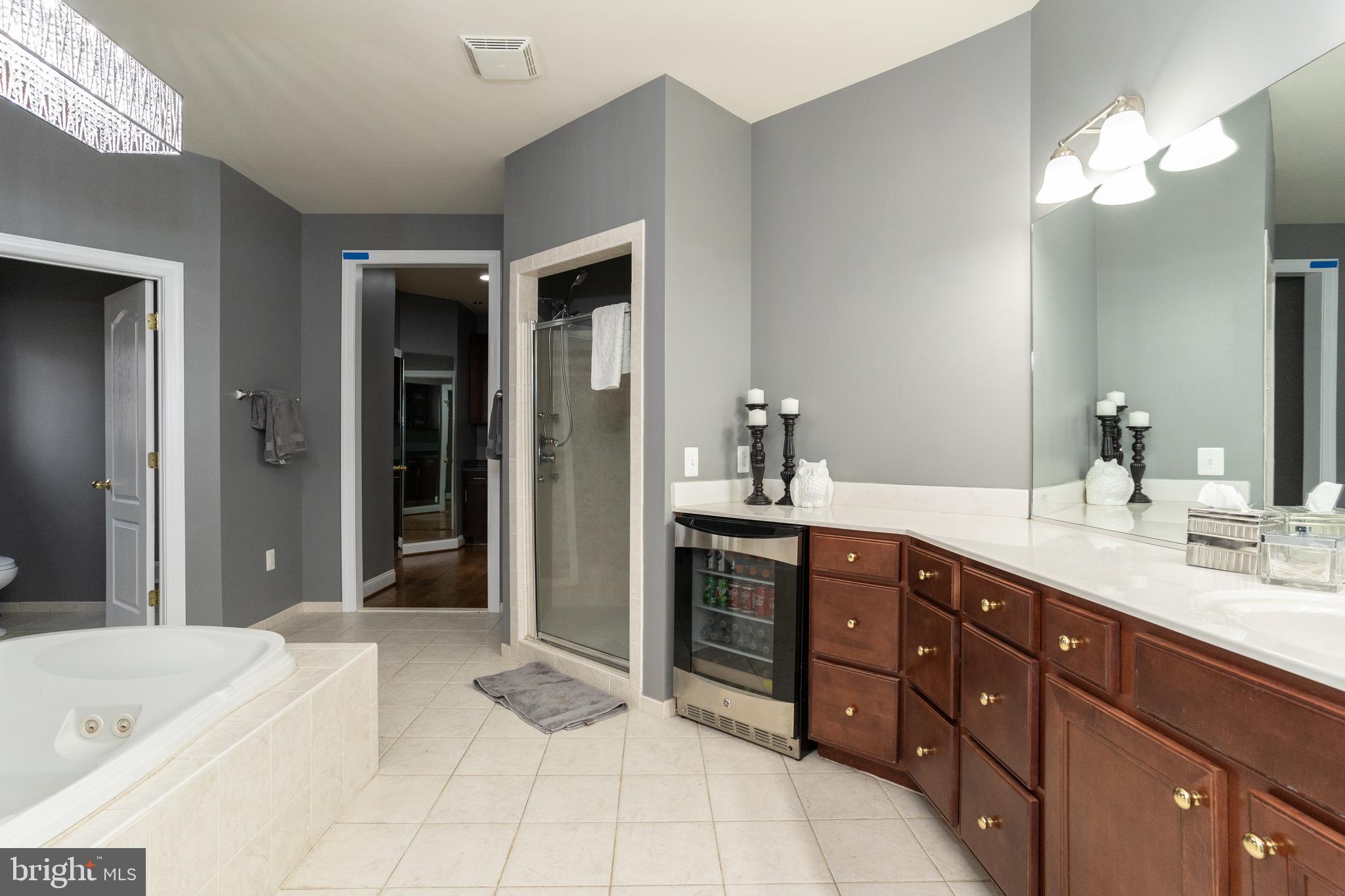 KUHN ESTATES - Residential