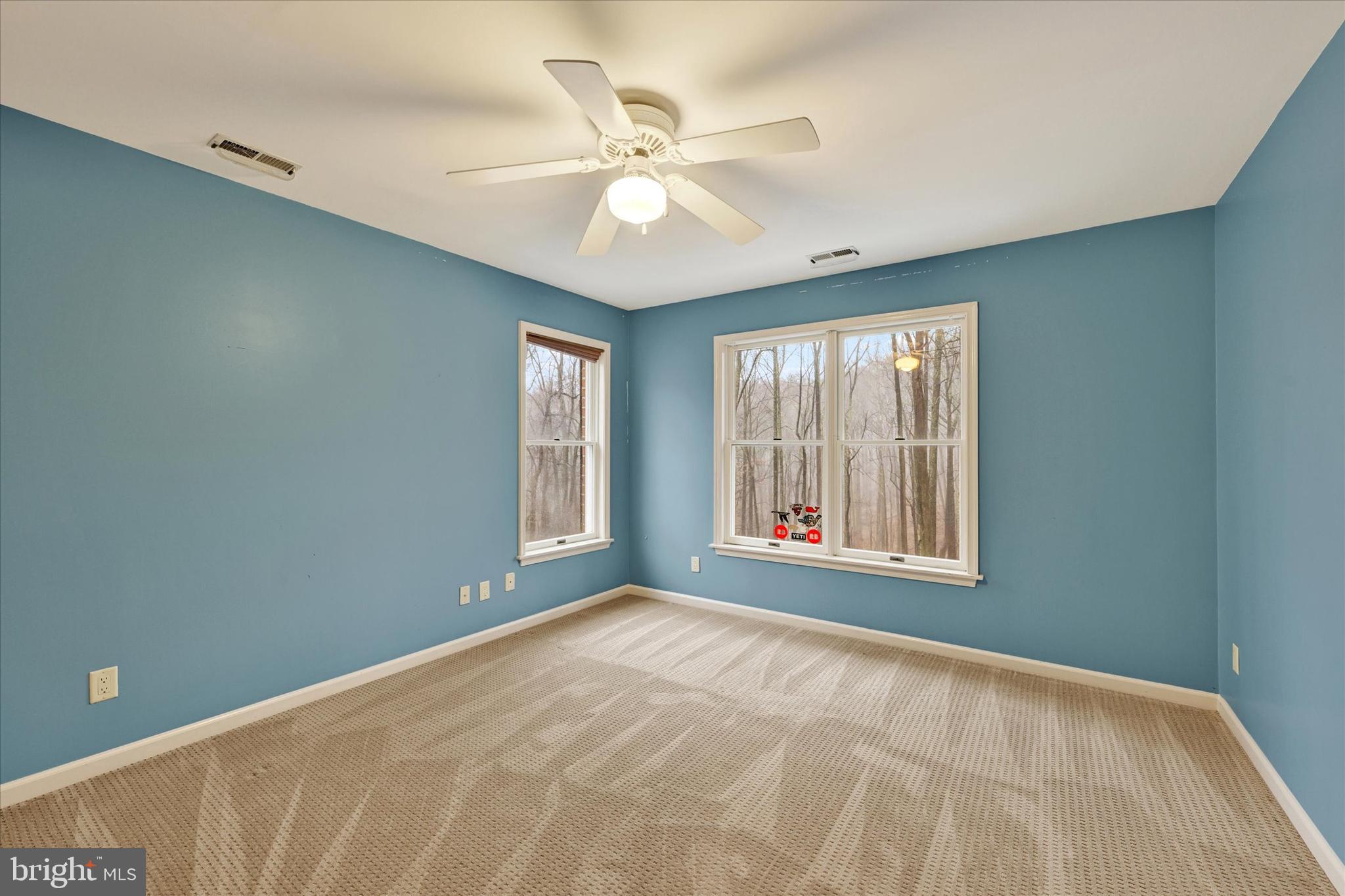 WORTHINGTON HILLSIDE II - Residential