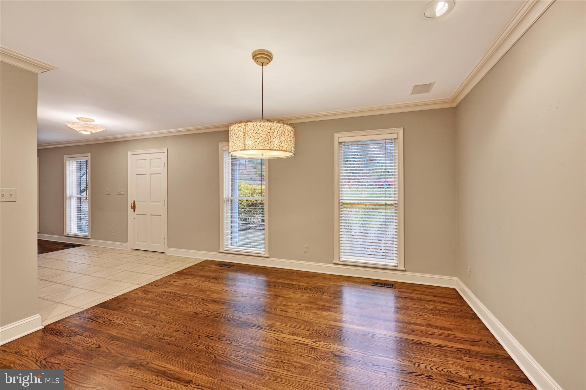 WORTHINGTON HILLSIDE II - Residential