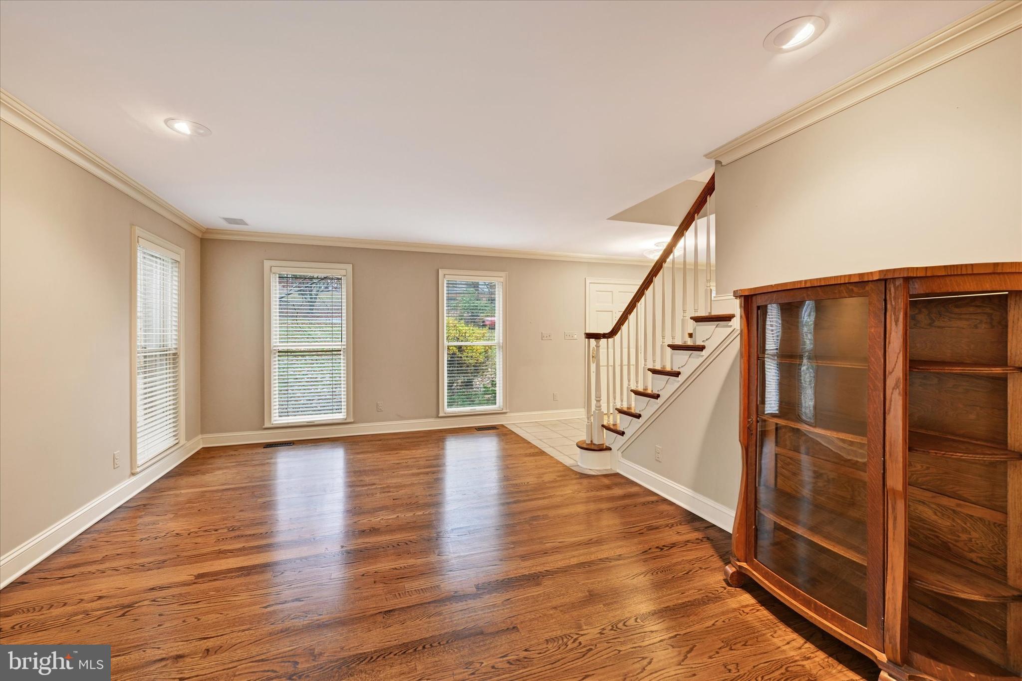 WORTHINGTON HILLSIDE II - Residential