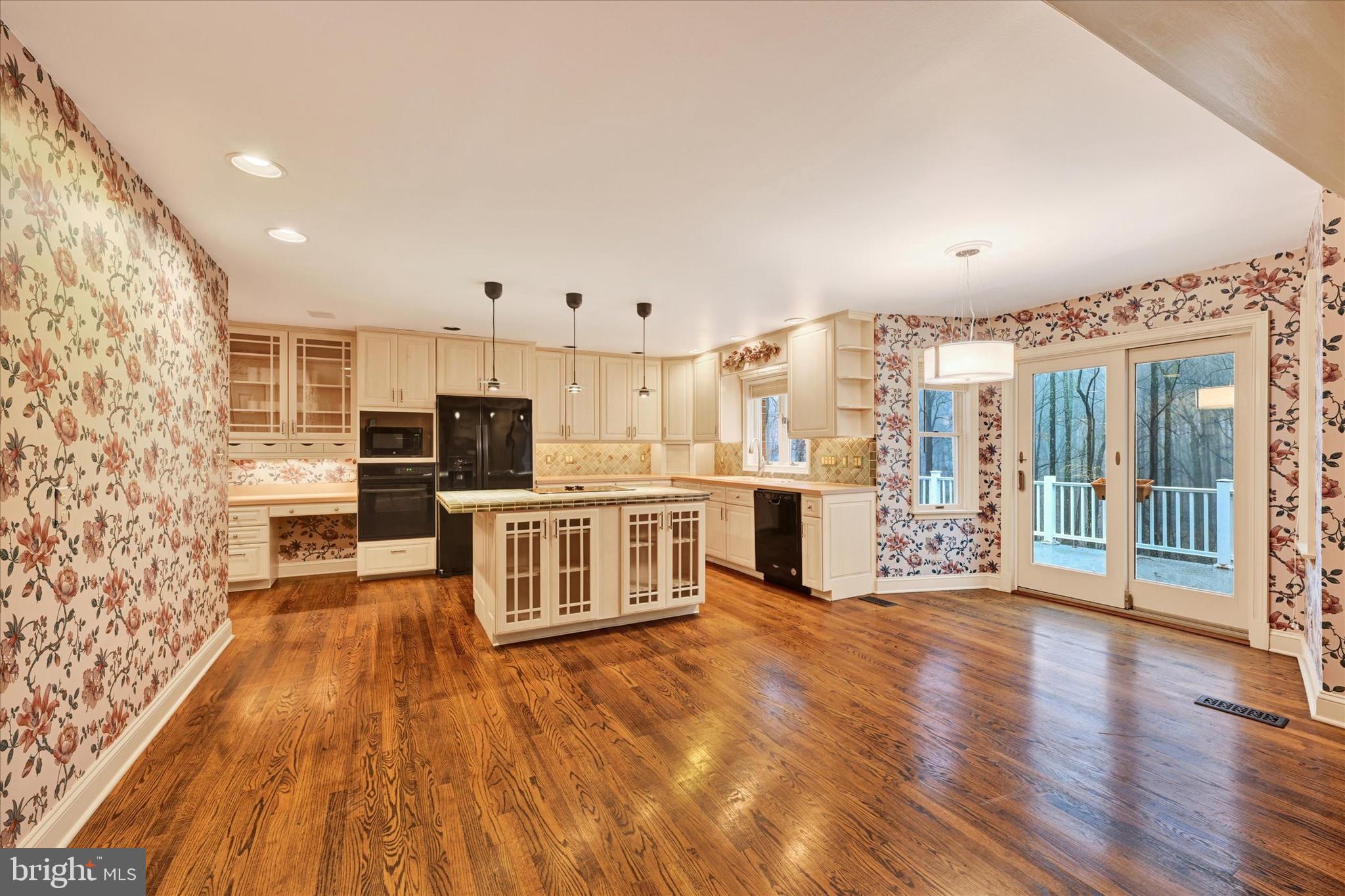 WORTHINGTON HILLSIDE II - Residential