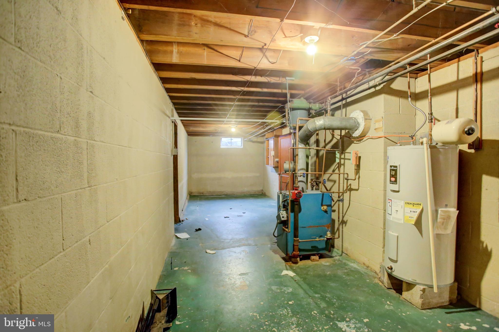 TAMMANY MANOR - Residential