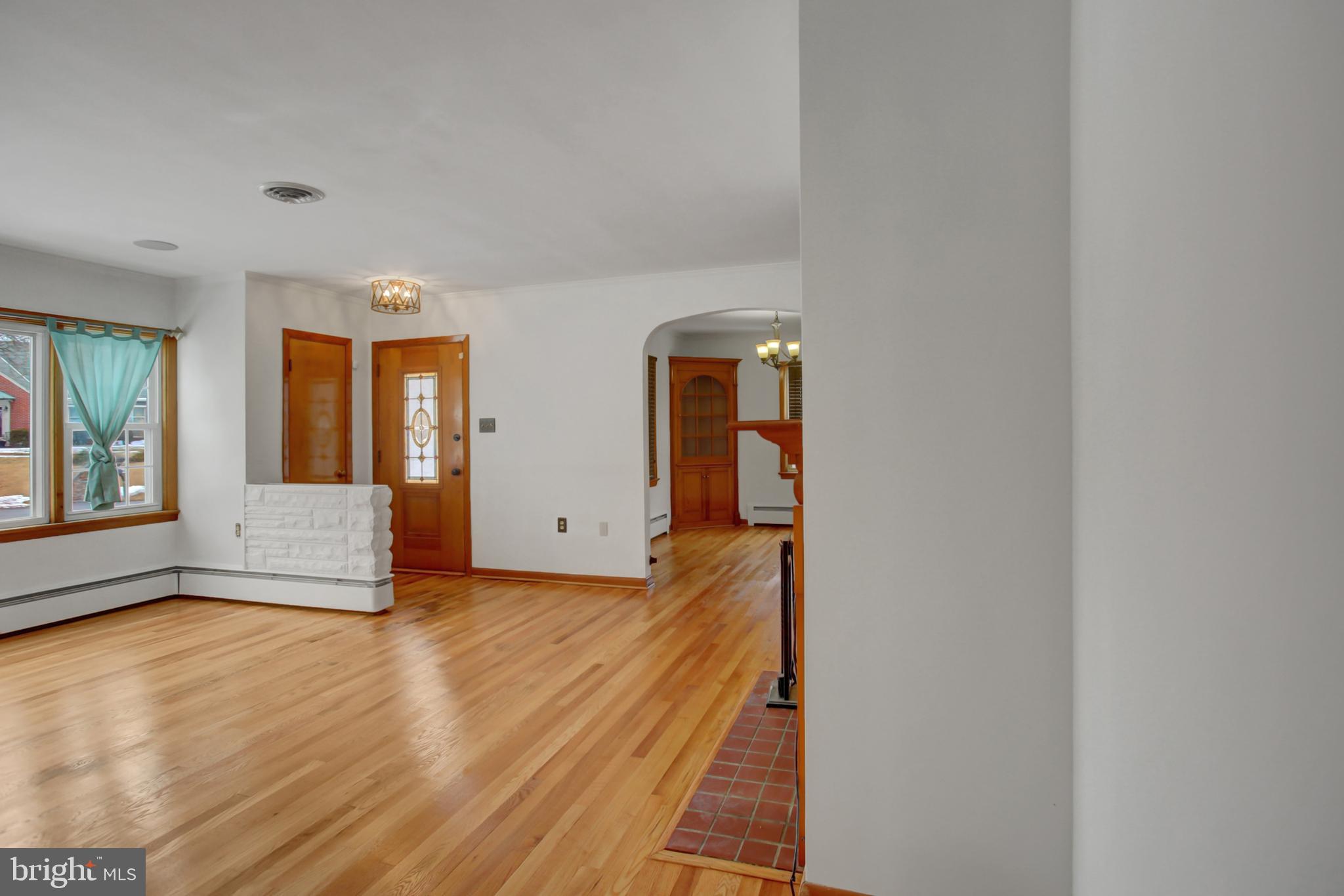 TAMMANY MANOR - Residential