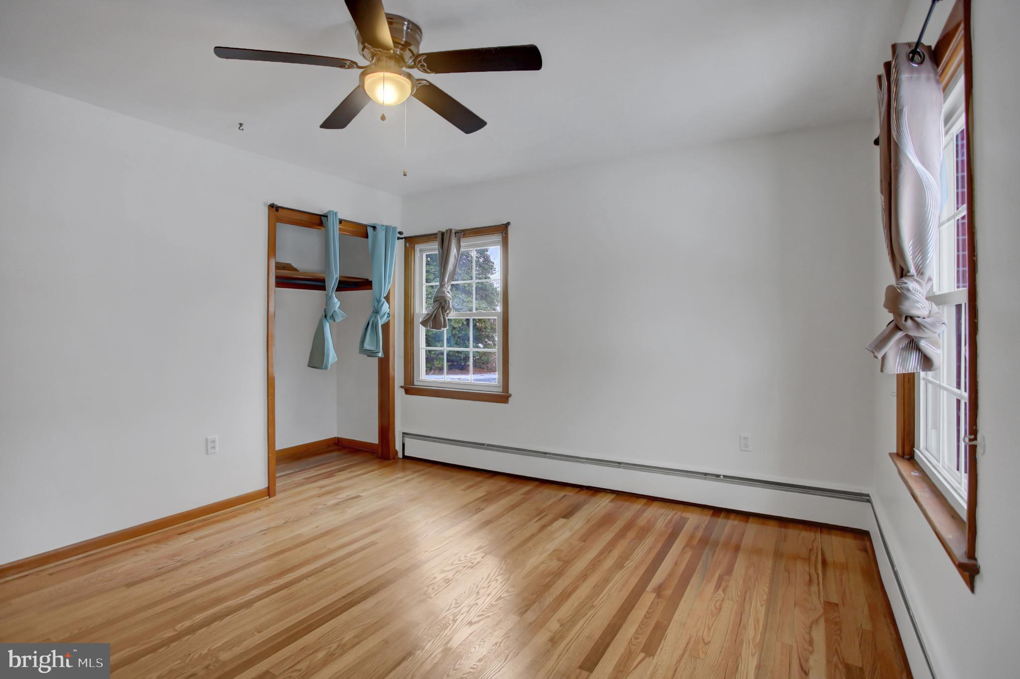 TAMMANY MANOR - Residential