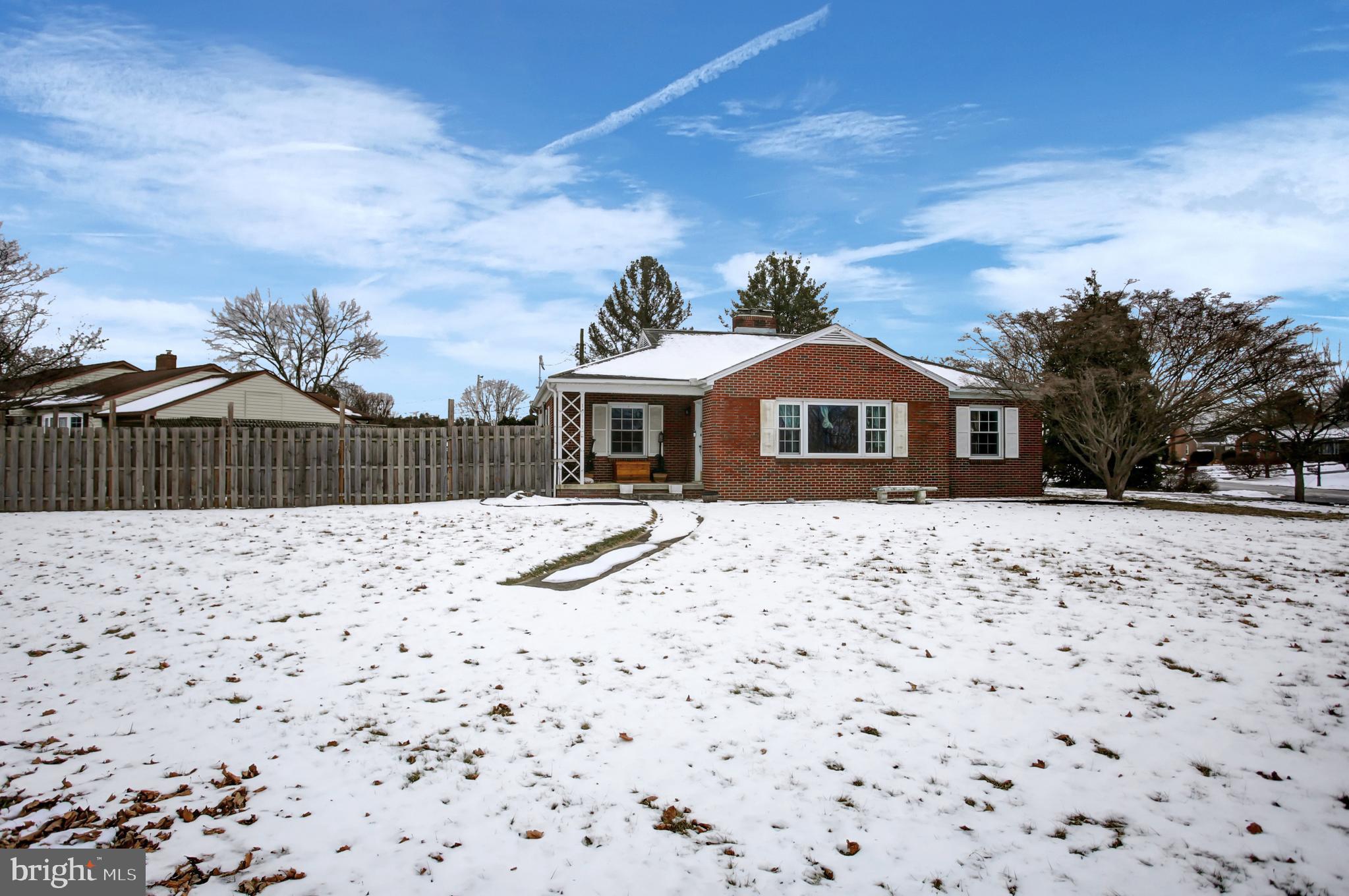 TAMMANY MANOR - Residential