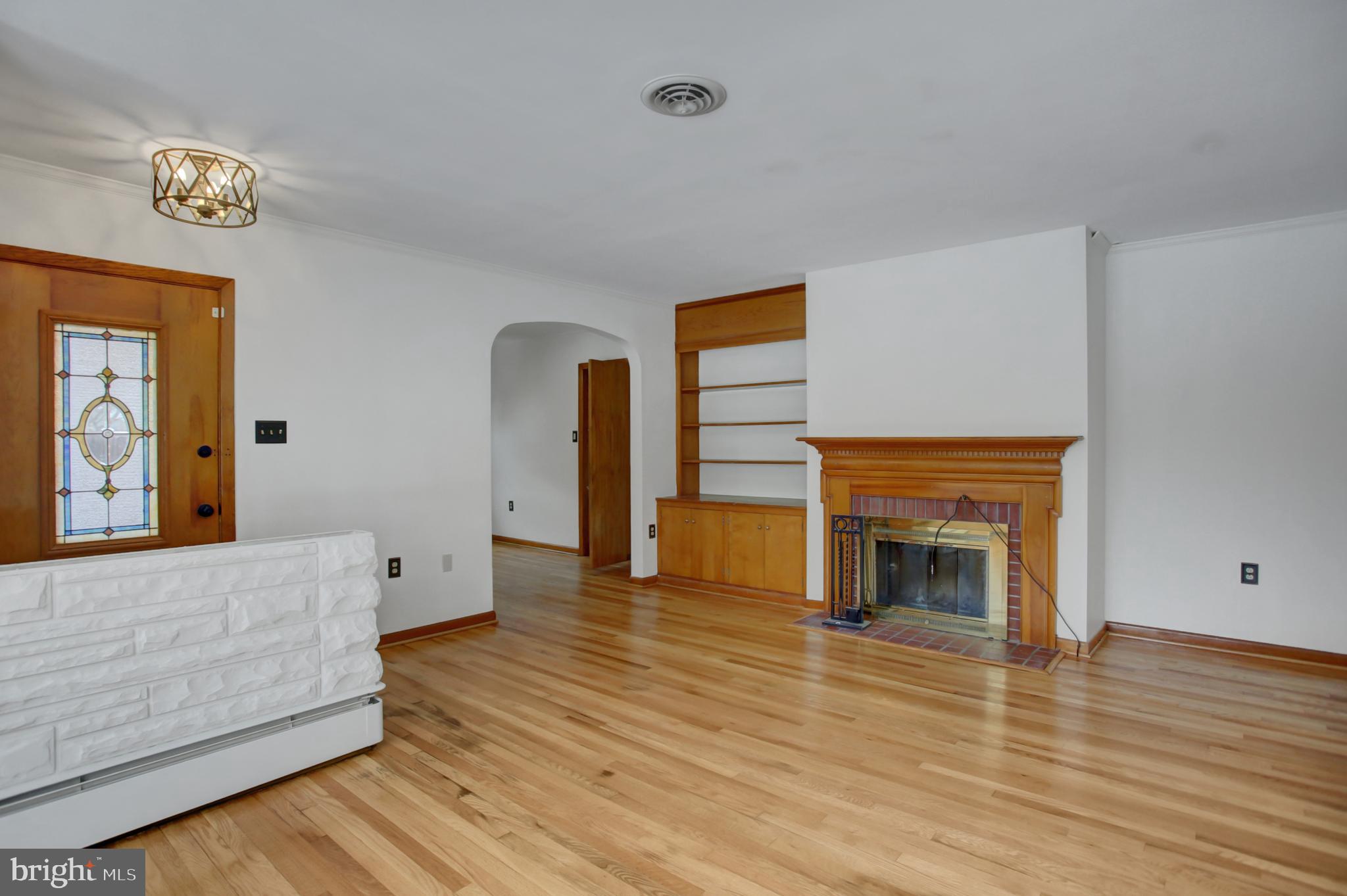 TAMMANY MANOR - Residential