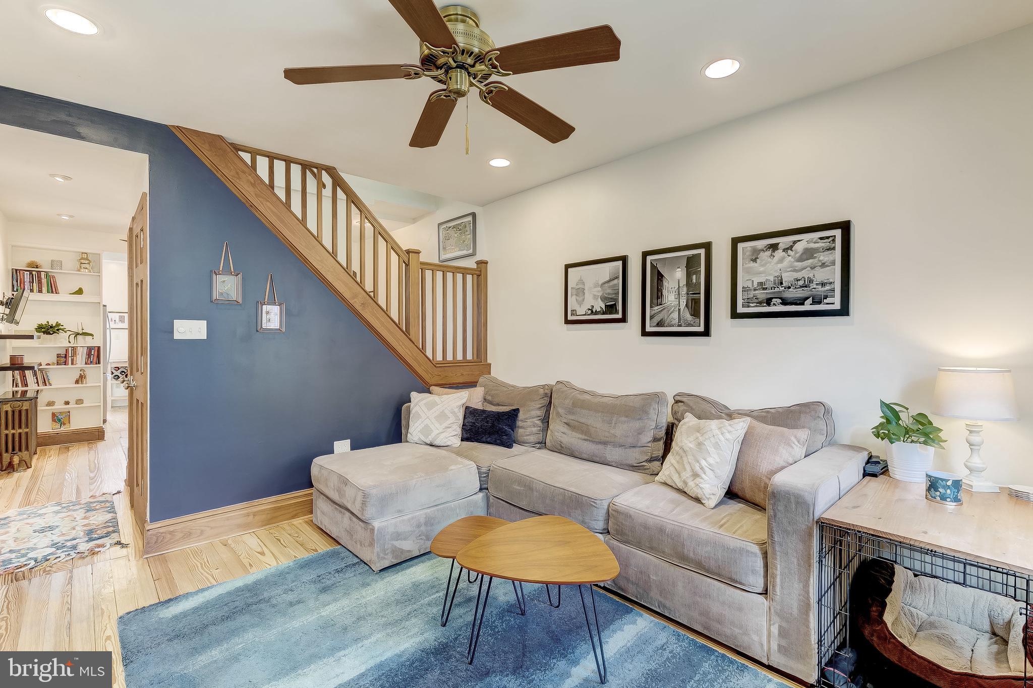 LOCUST POINT - Residential