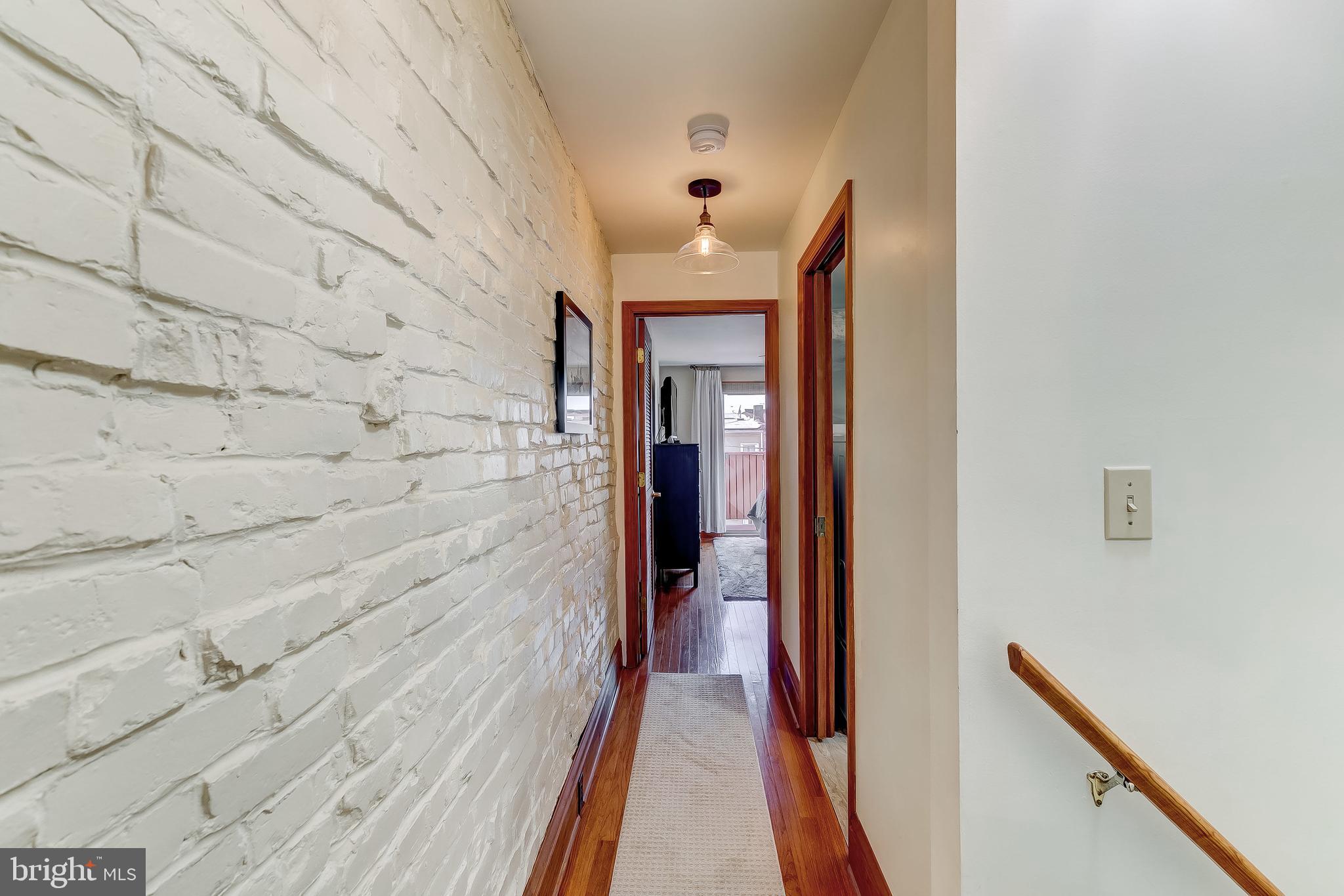 LOCUST POINT - Residential