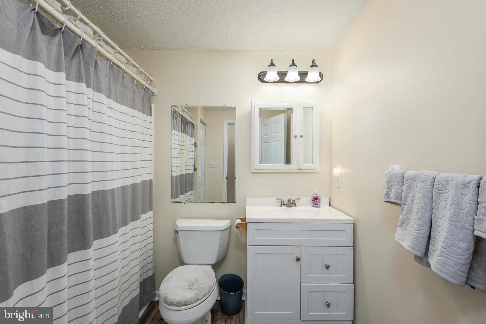 KENT ISLAND ESTATES - Residential