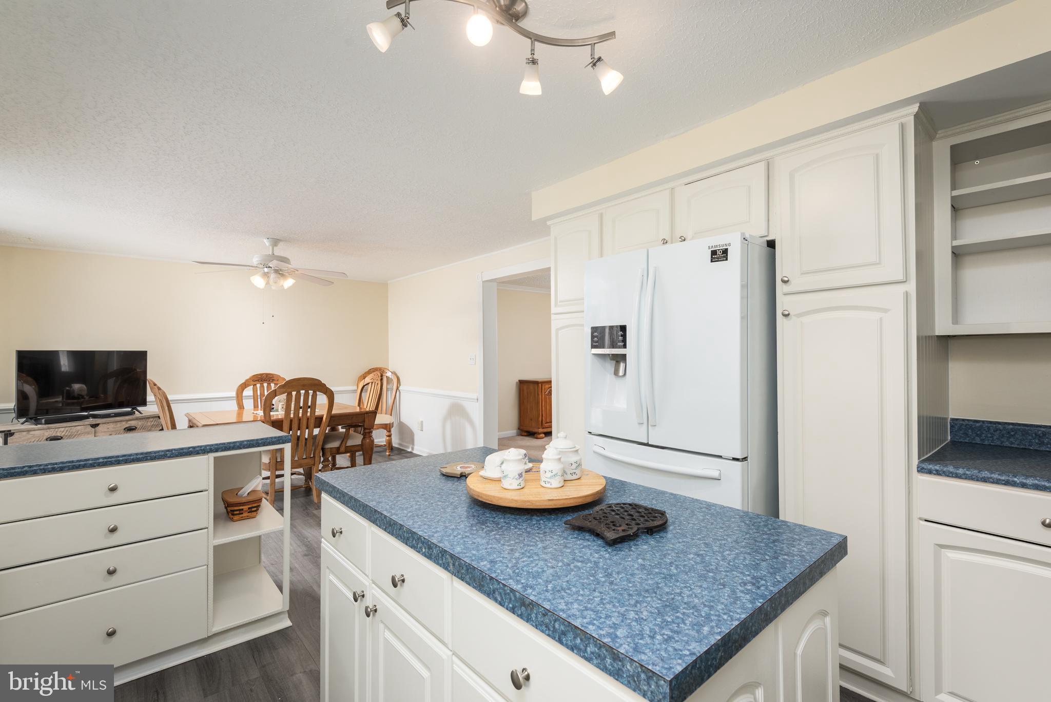 KENT ISLAND ESTATES - Residential