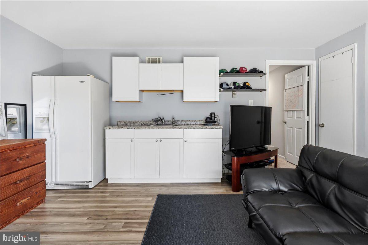 FREDERICKTOWNE VILLAGE - Residential