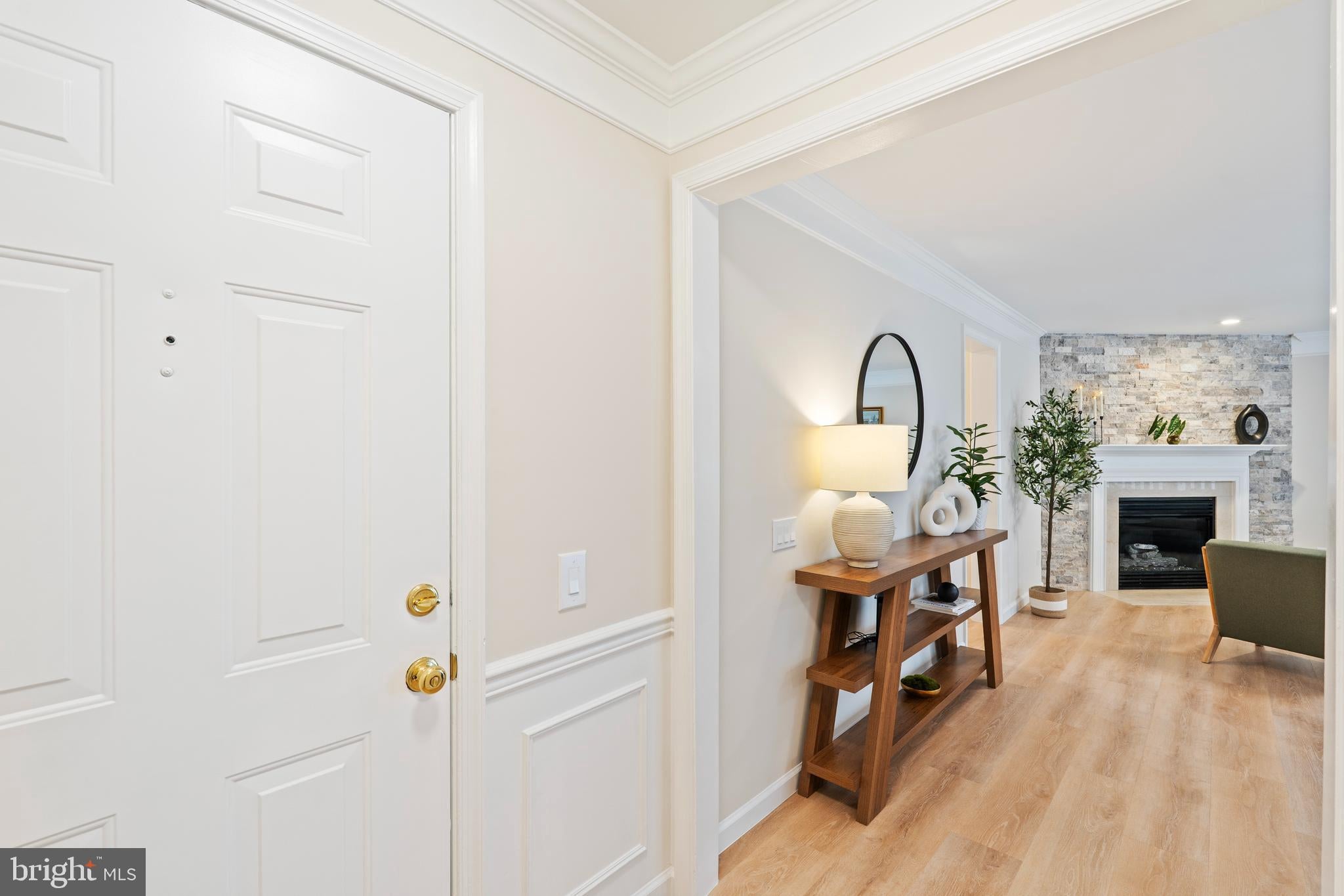 46891 EATON TERRACE 200