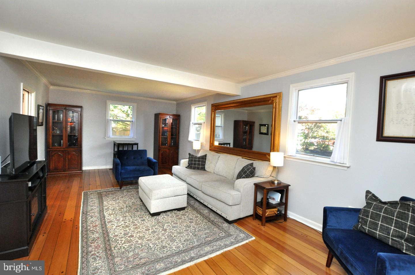 10 BLATHERWICK DRIVE