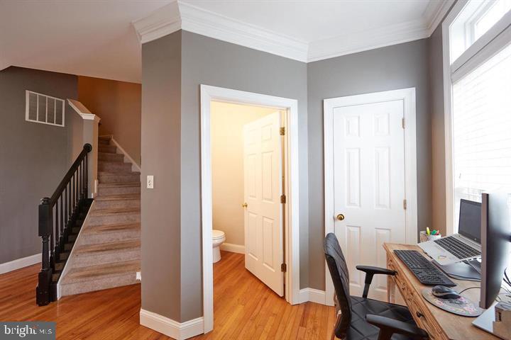 NORTHRIDGE VILLAGE - Residential Lease