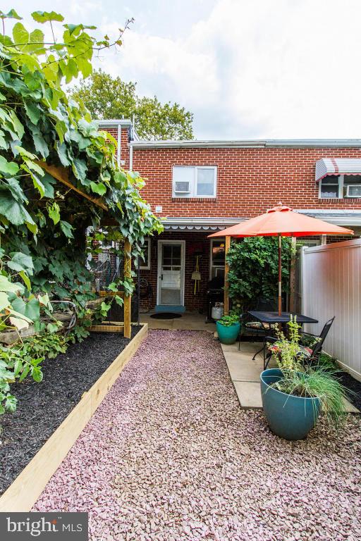 CABBAGE HILL - Residential