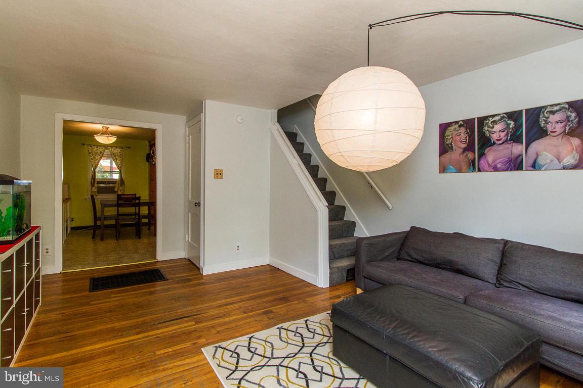 CABBAGE HILL - Residential