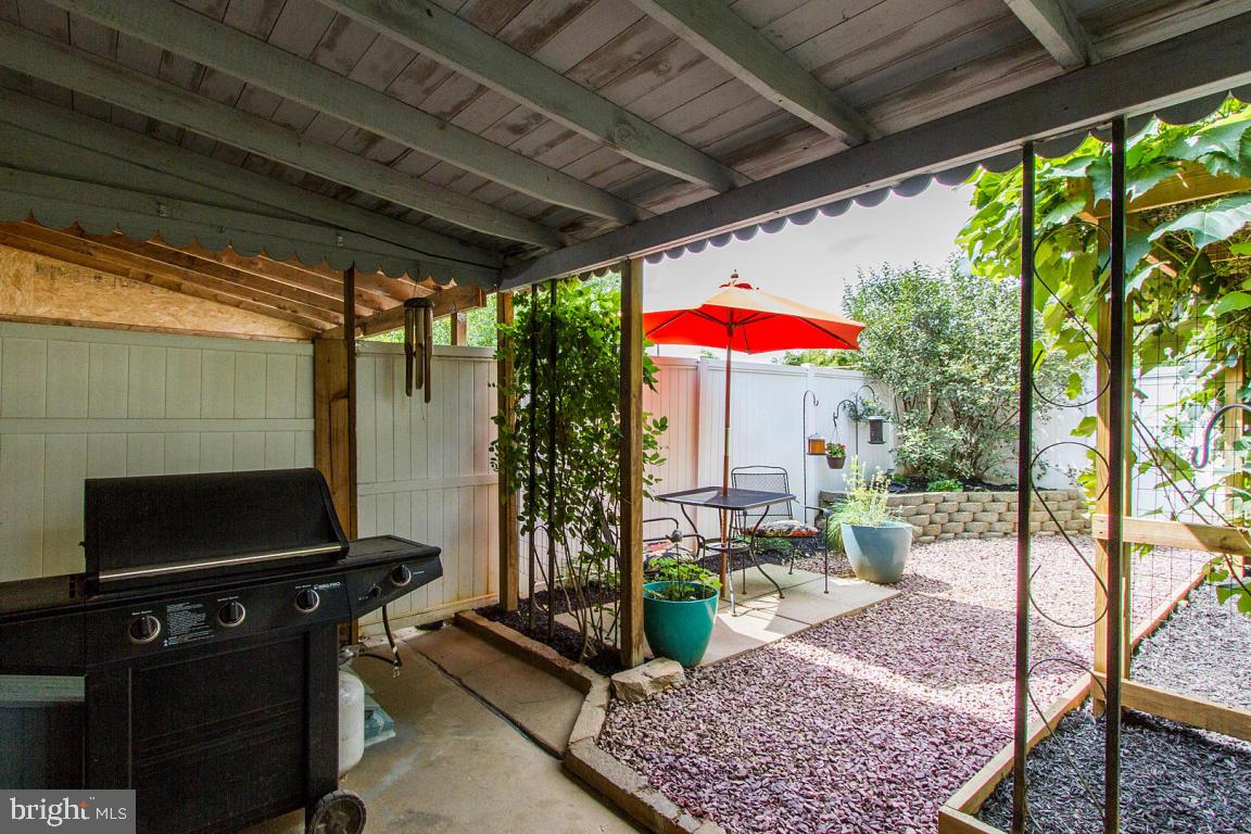 CABBAGE HILL - Residential