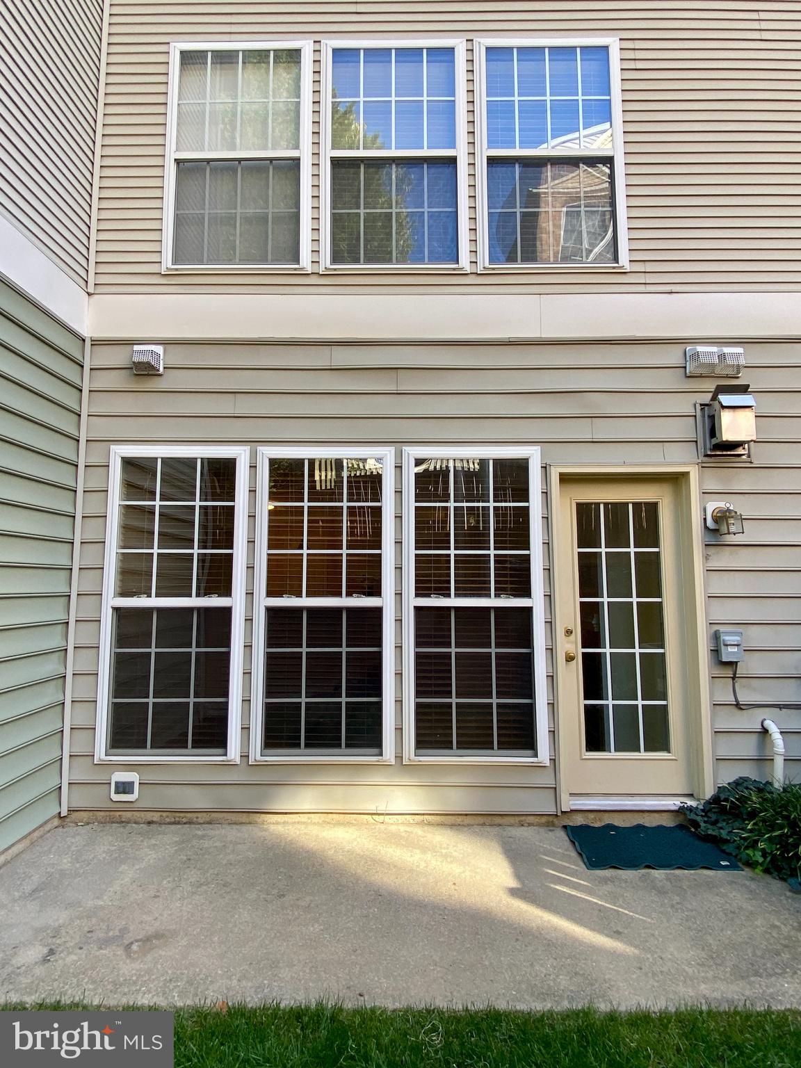 EDSON PARK - Residential Lease