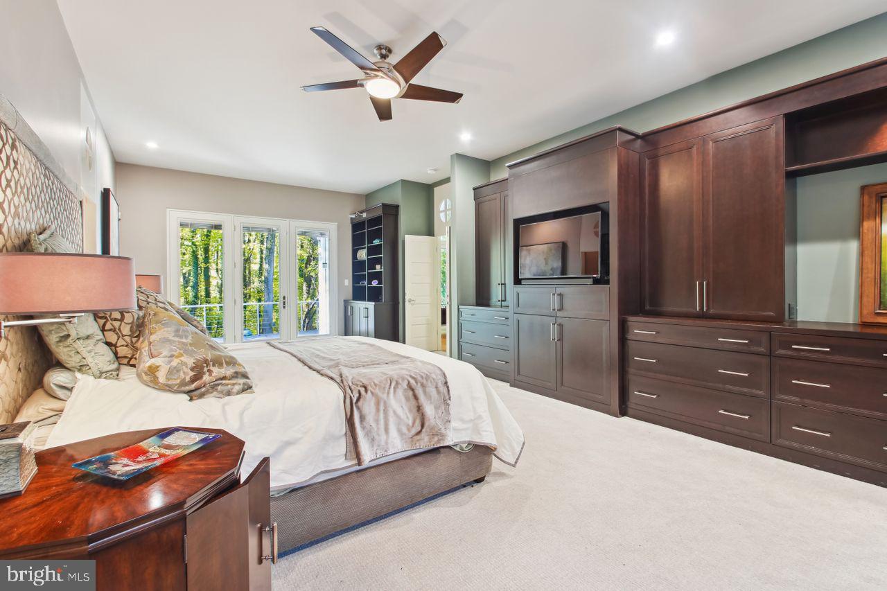 RANDALLS TRUST - Residential