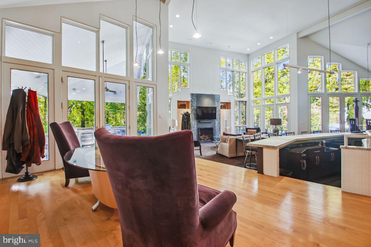 RANDALLS TRUST - Residential