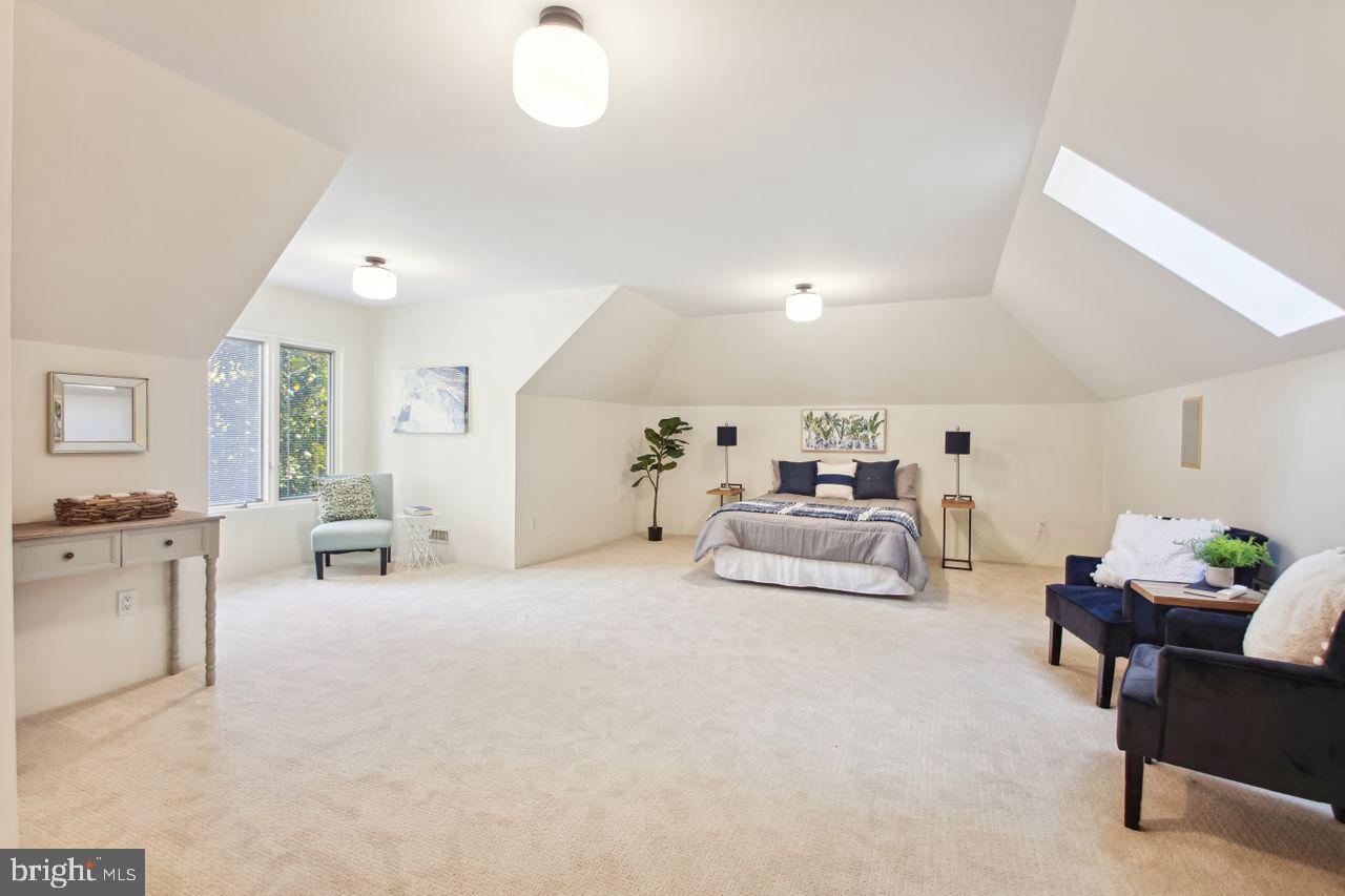 RANDALLS TRUST - Residential