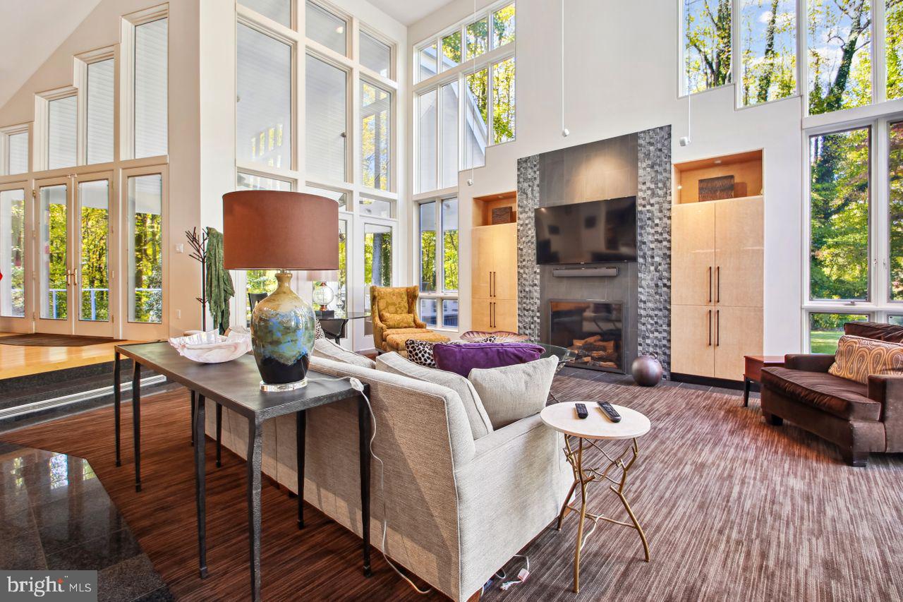 RANDALLS TRUST - Residential