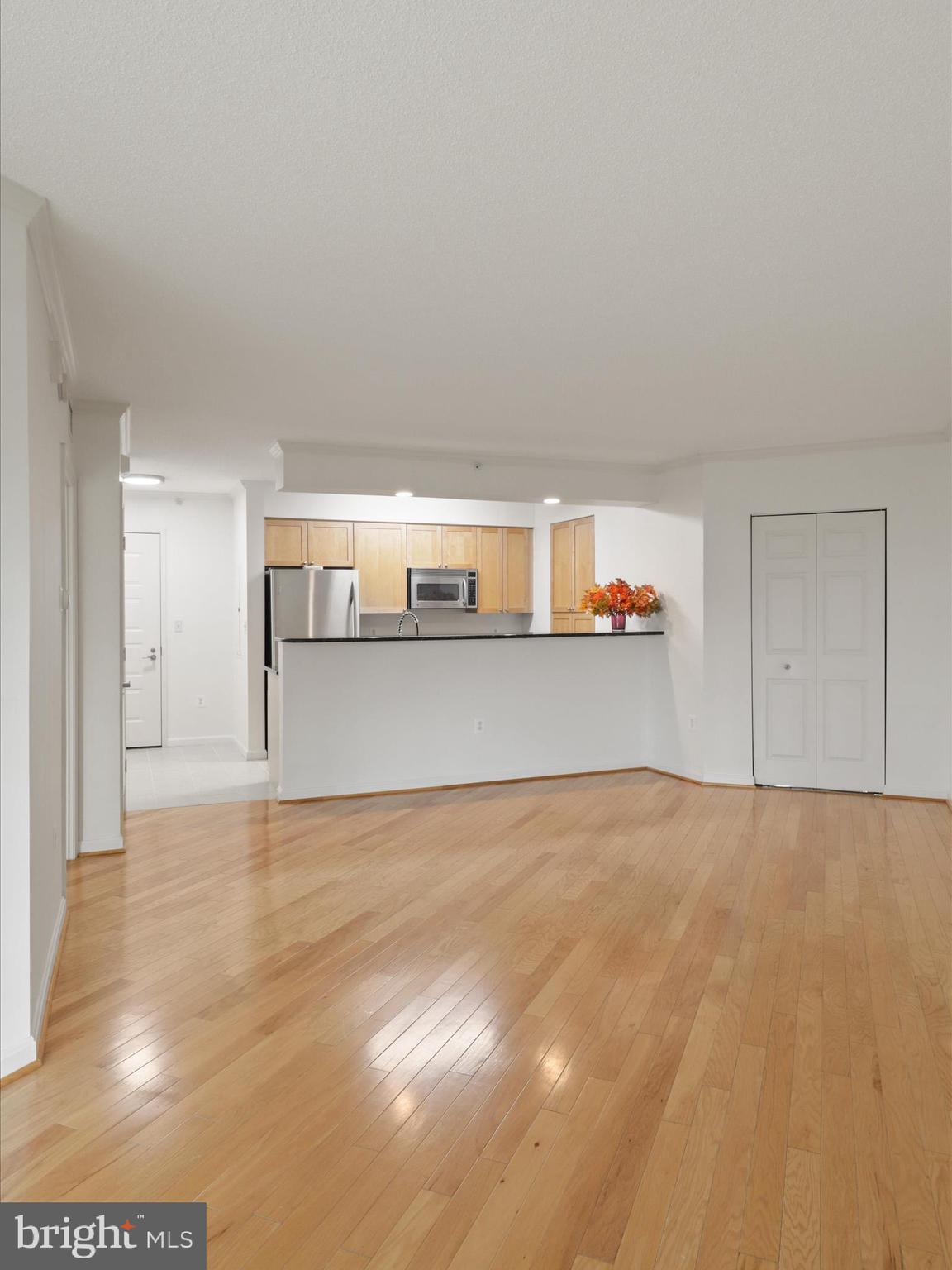 NORTHAMPTON - Residential