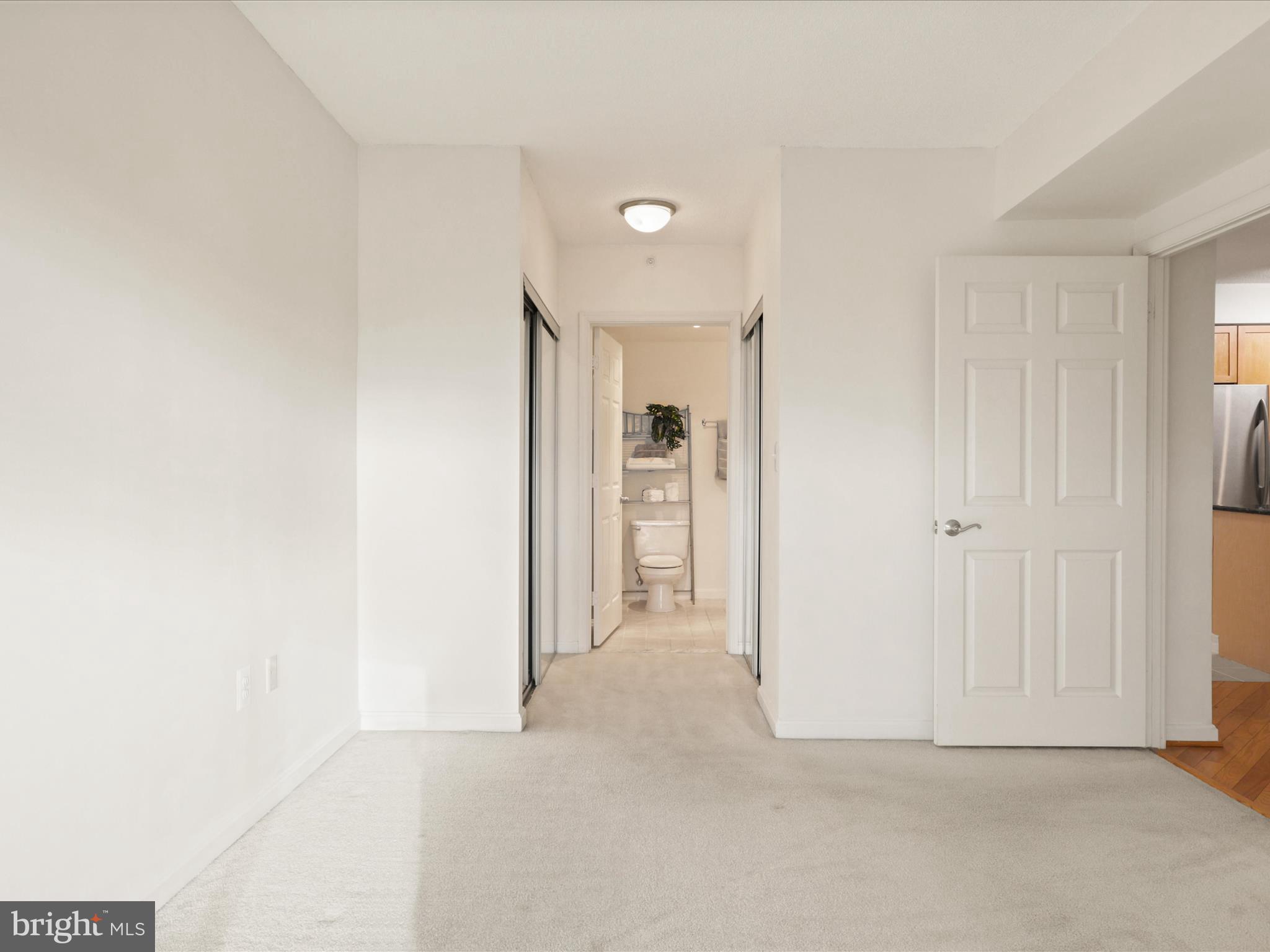 NORTHAMPTON - Residential